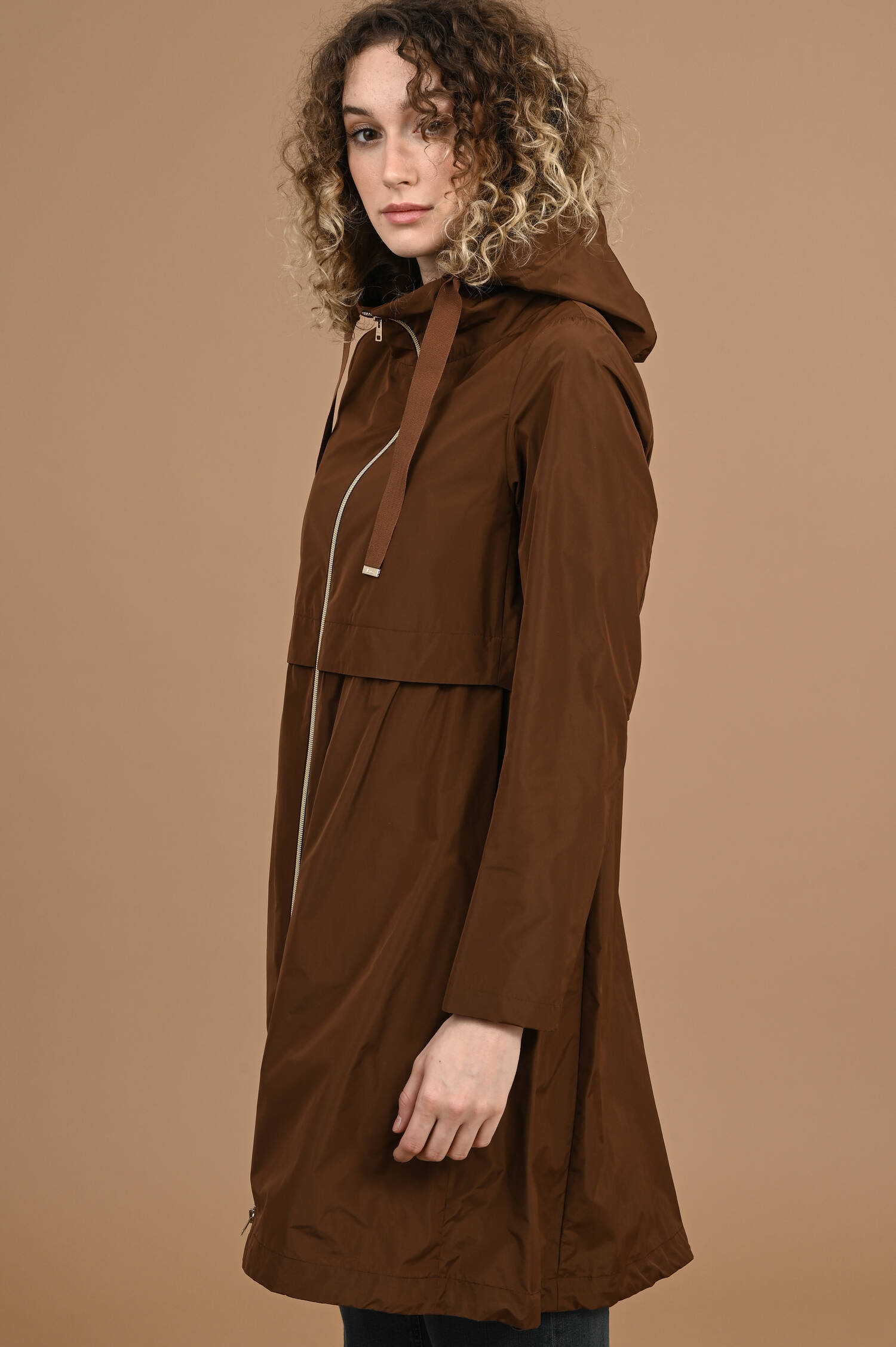 Parka aus technischem Taft in Cuoiobraun