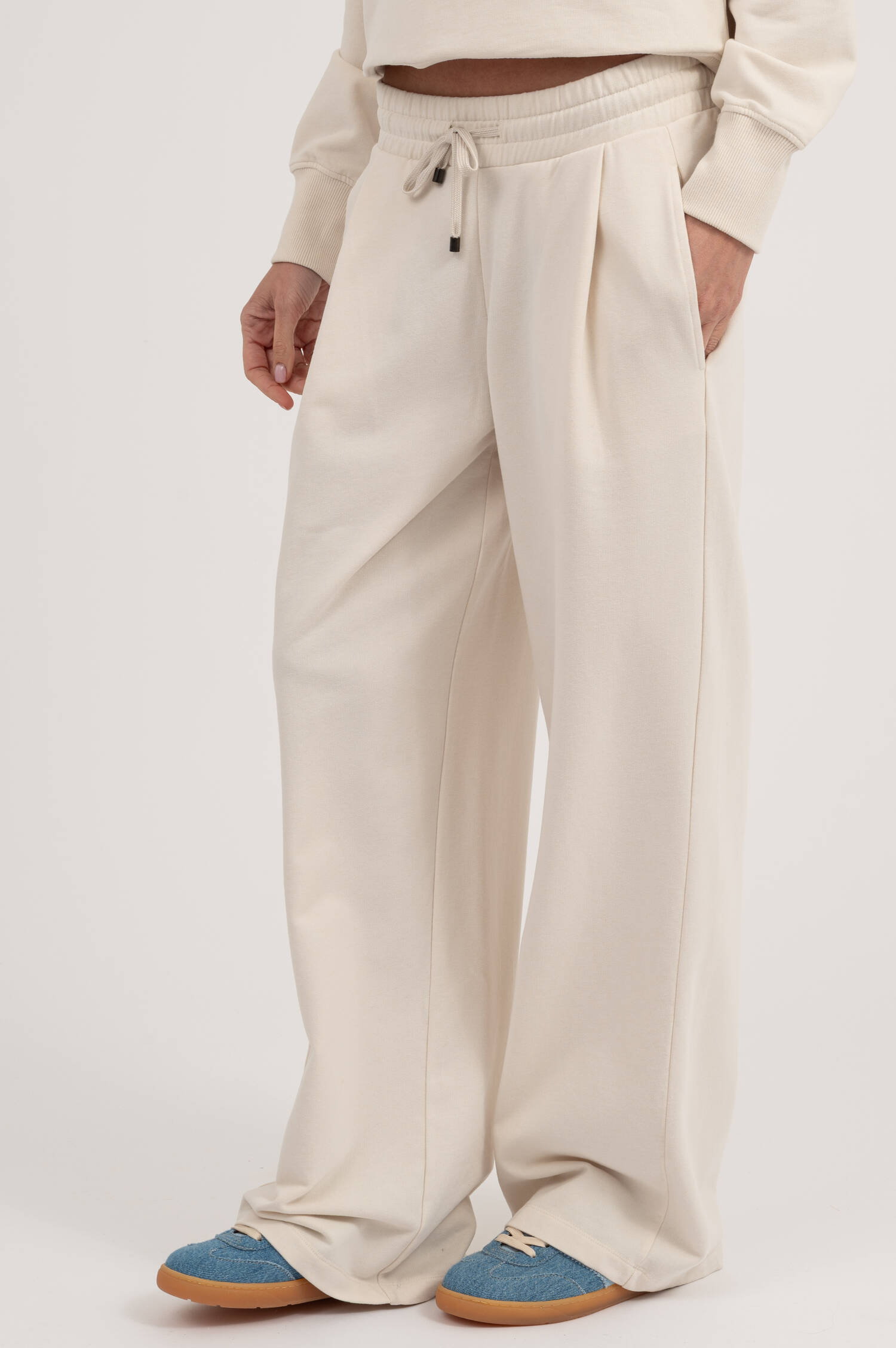 Hose mit weitem Bein in Creme