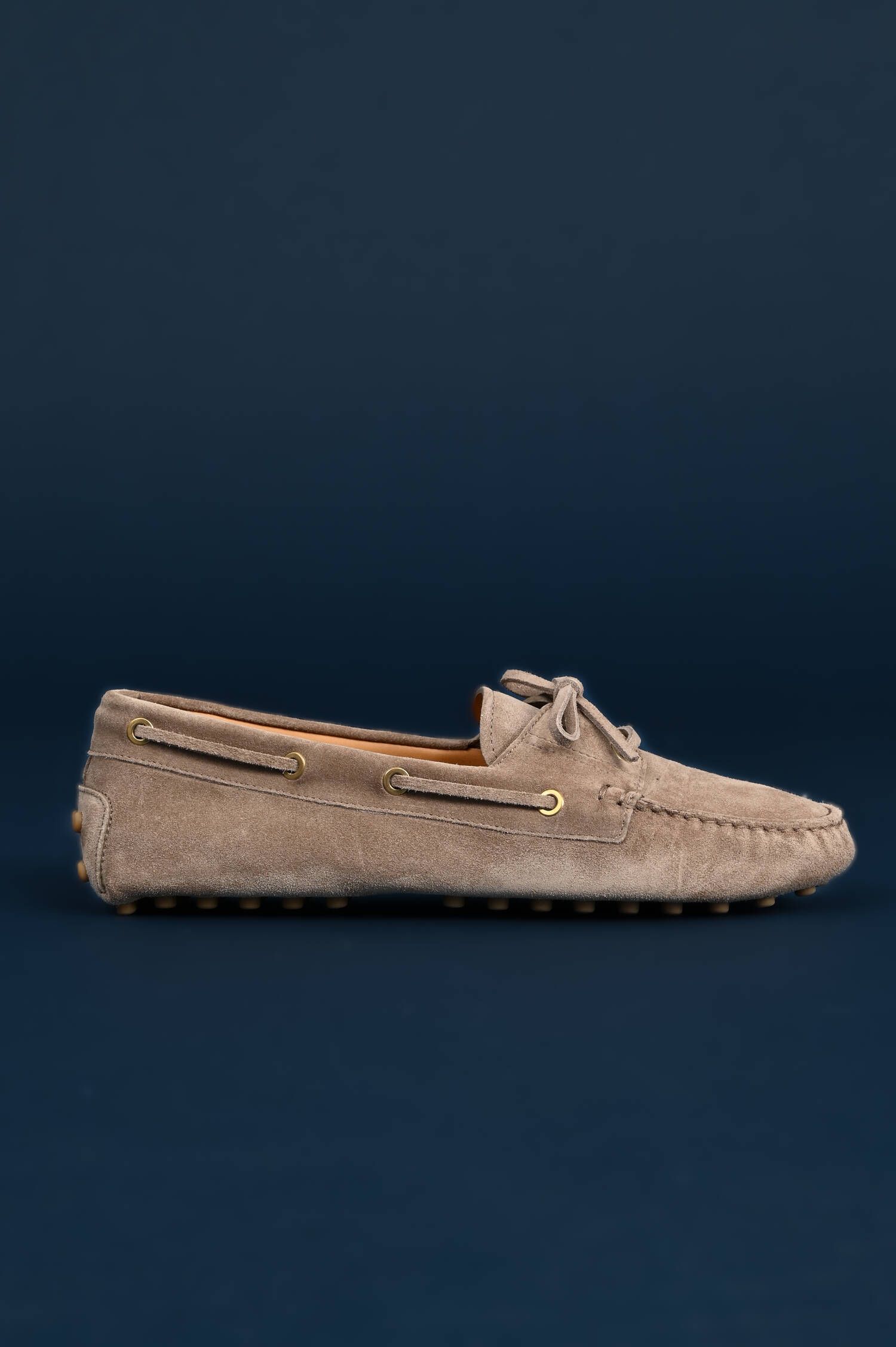 Schuh GOMMINO aus Veloursleder in Beige Schuh GOMMINO aus Veloursleder in Beige