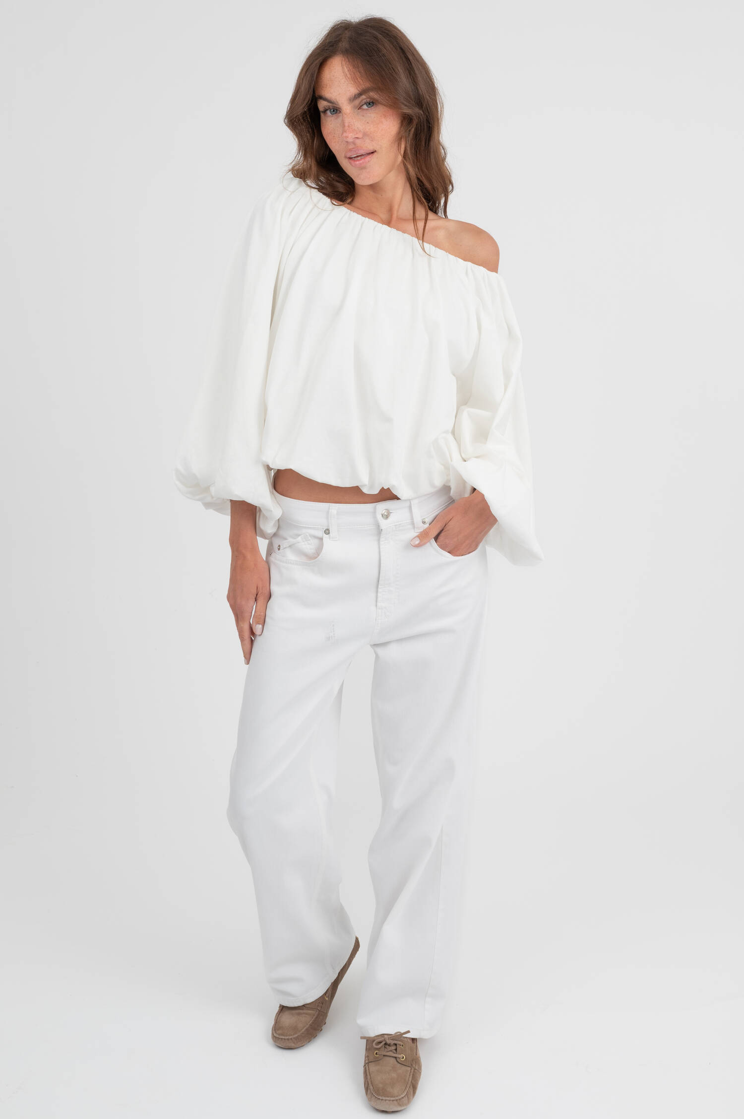 Off-Shoulder Top in Weiß
