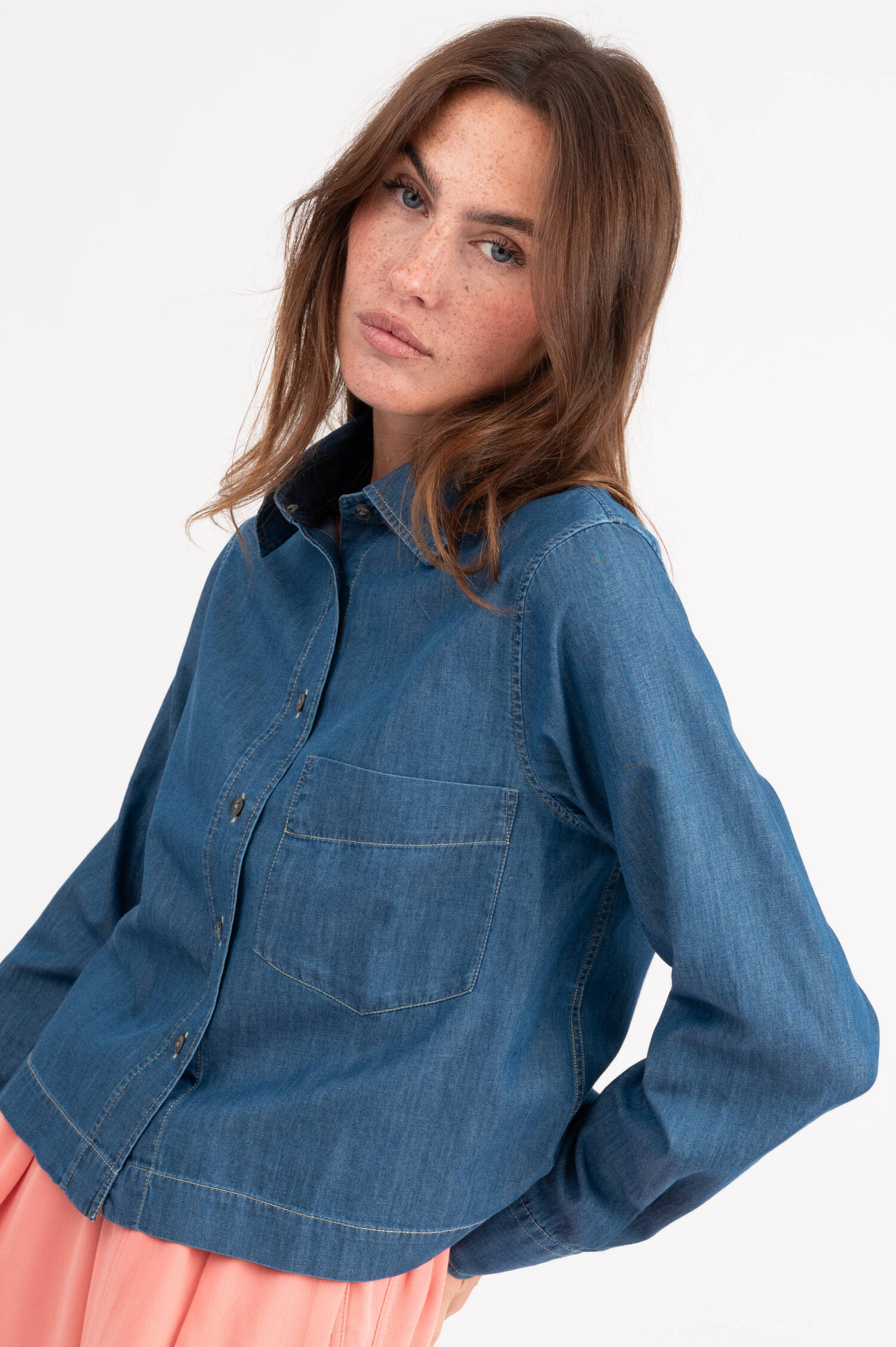 Denimbluse in Dunkelblau Denimbluse in Dunkelblau