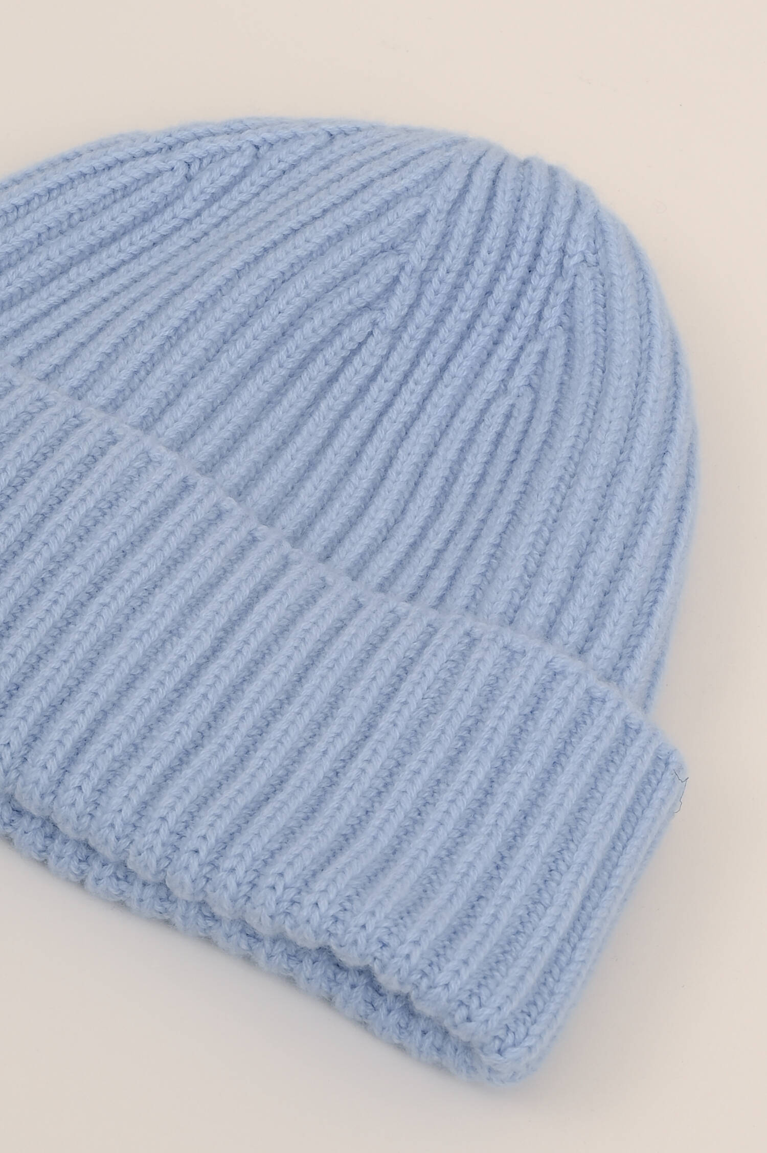 Midi-Mütze BARI aus Cashmere in Hellblau Midi-Mütze BARI aus Cashmere in Hellblau
