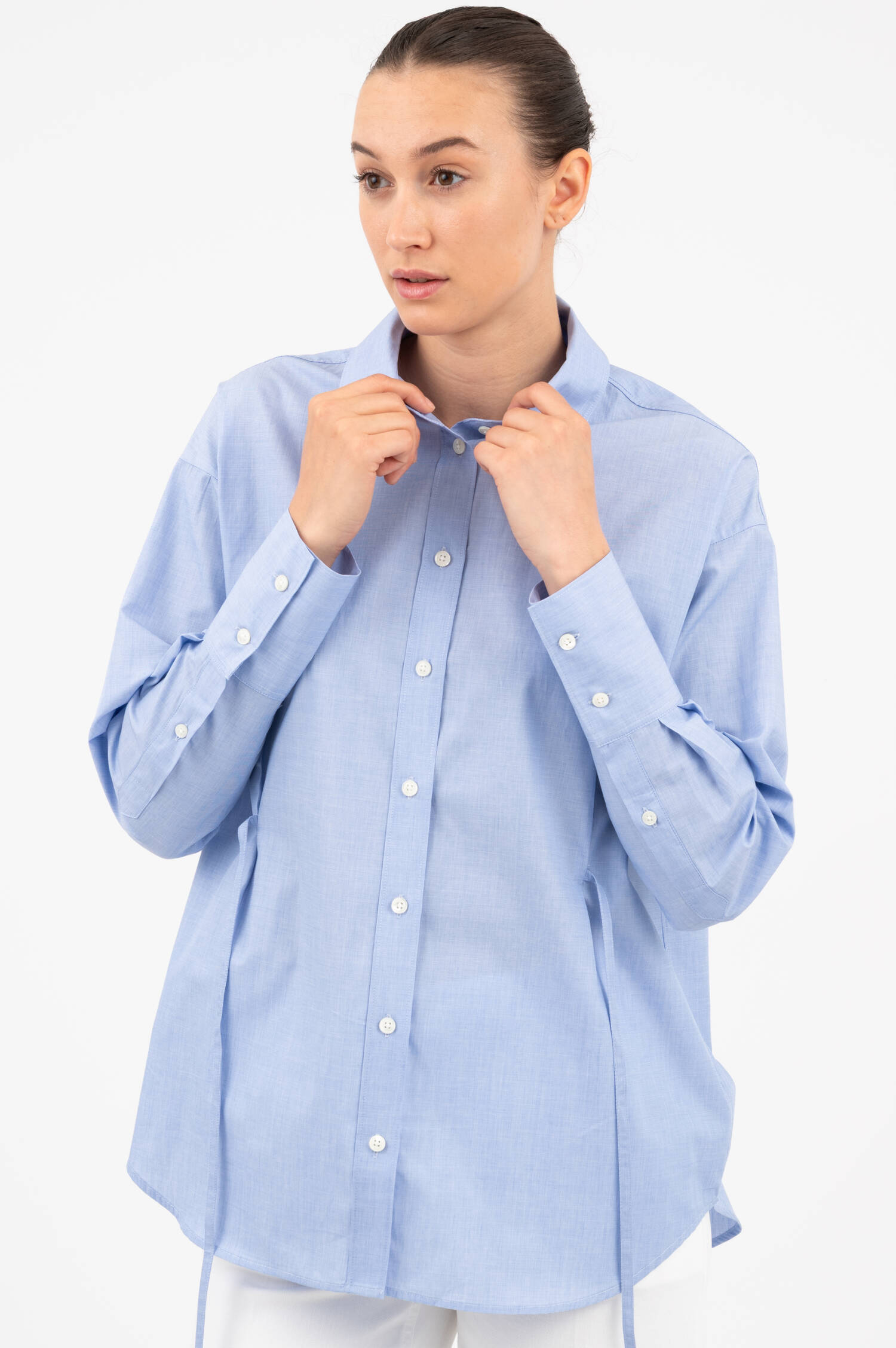 Bluse mit Schnür-Details in Hellblau