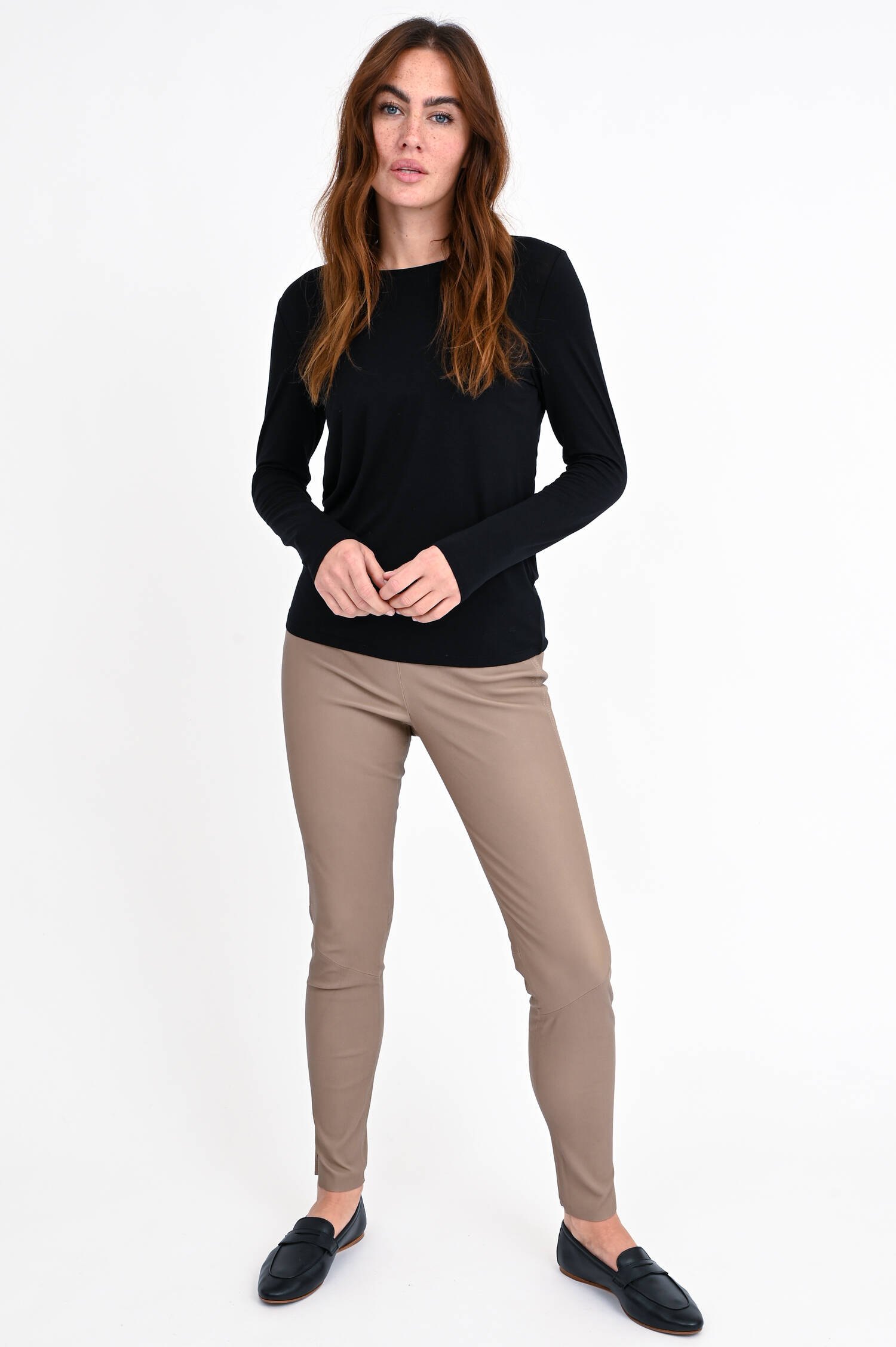 Longsleeve aus Viskose in Schwarz