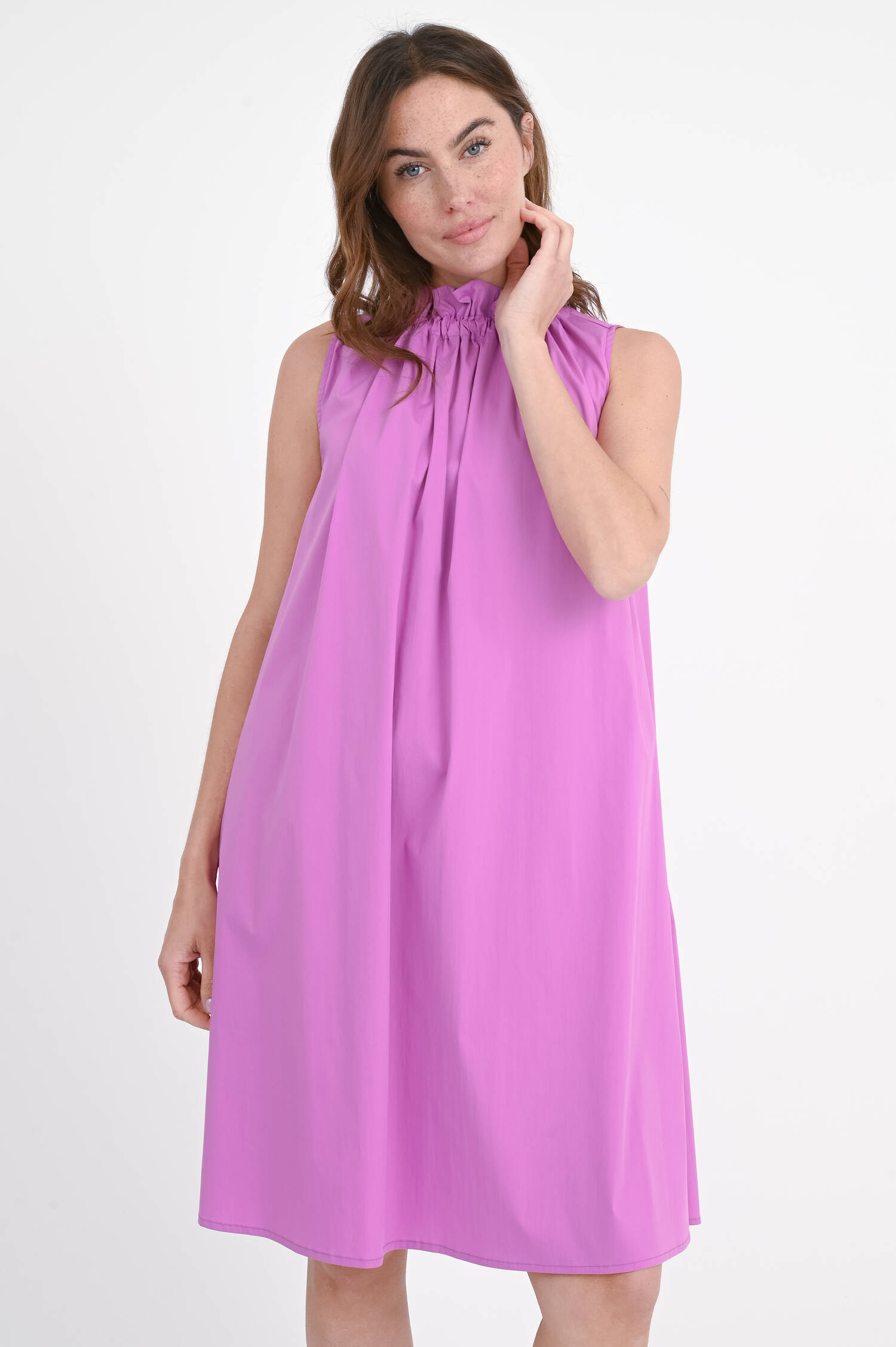 Kleid ANGELA mit Rüschenkragen in Radiant Orchid
