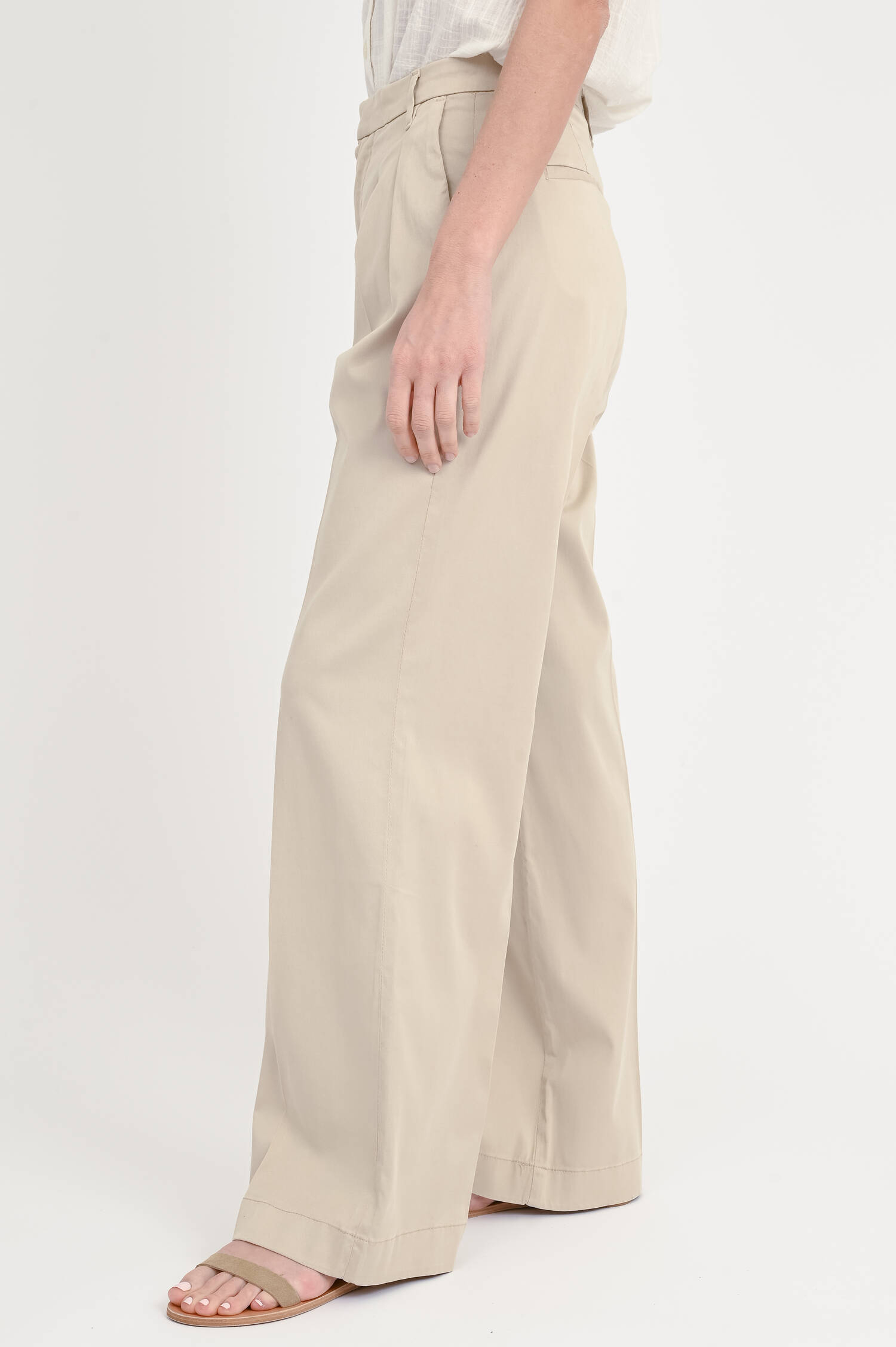 Pleated Chino in Cold Brew