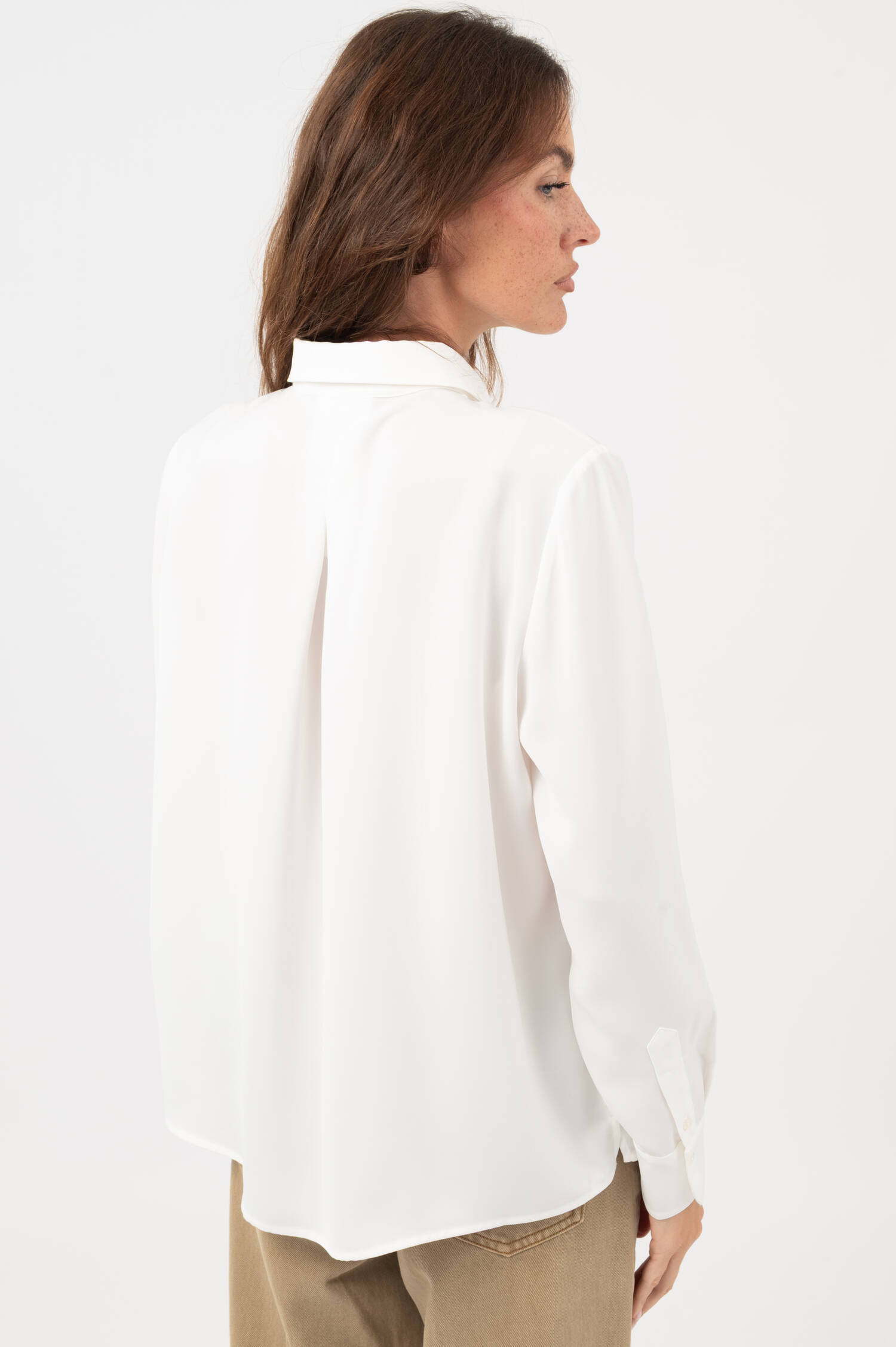 Relaxed Bluse in Weiß Relaxed Bluse in Weiß