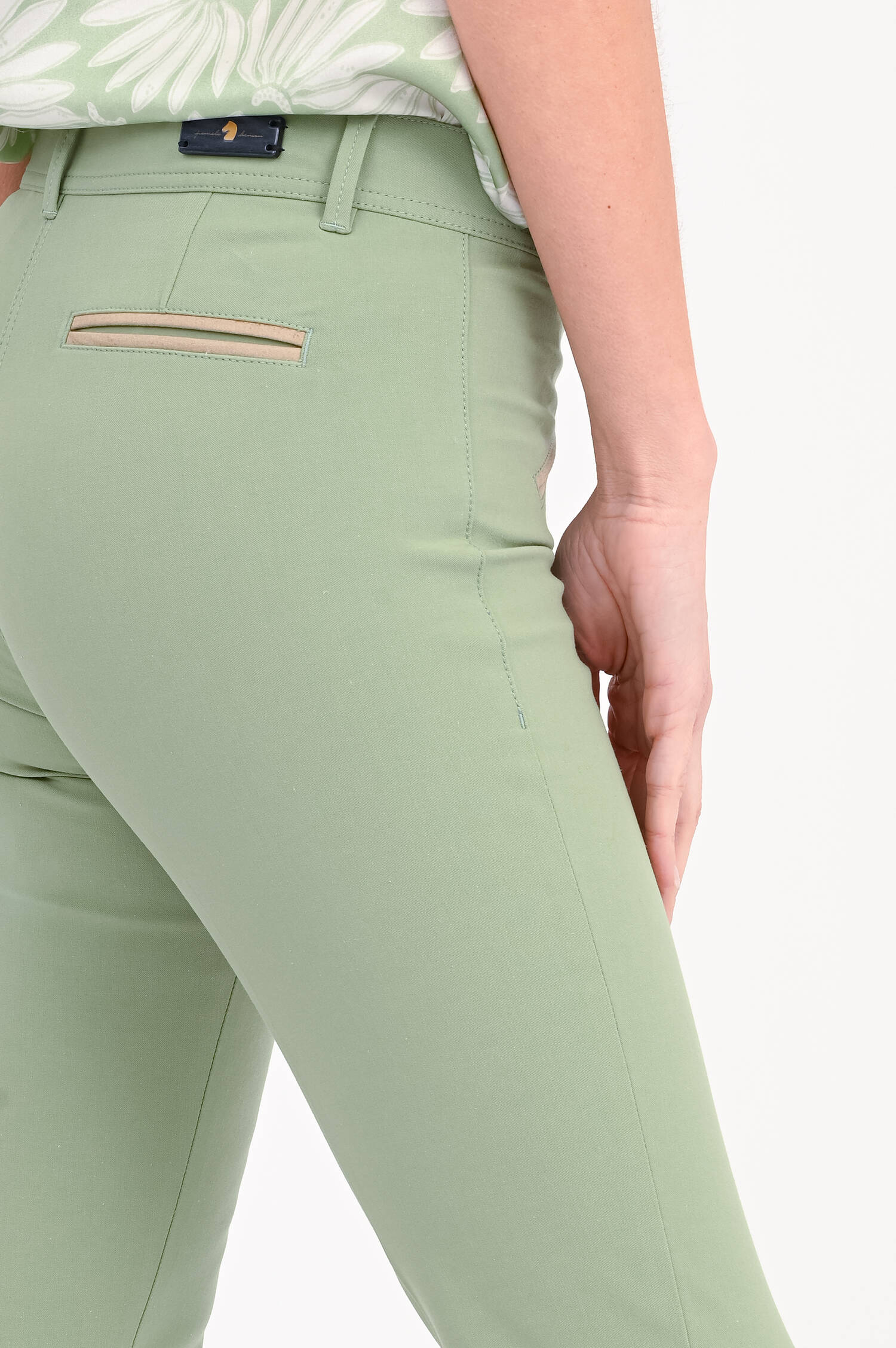  Chino ROYAL mit Lederdetails in Salbei