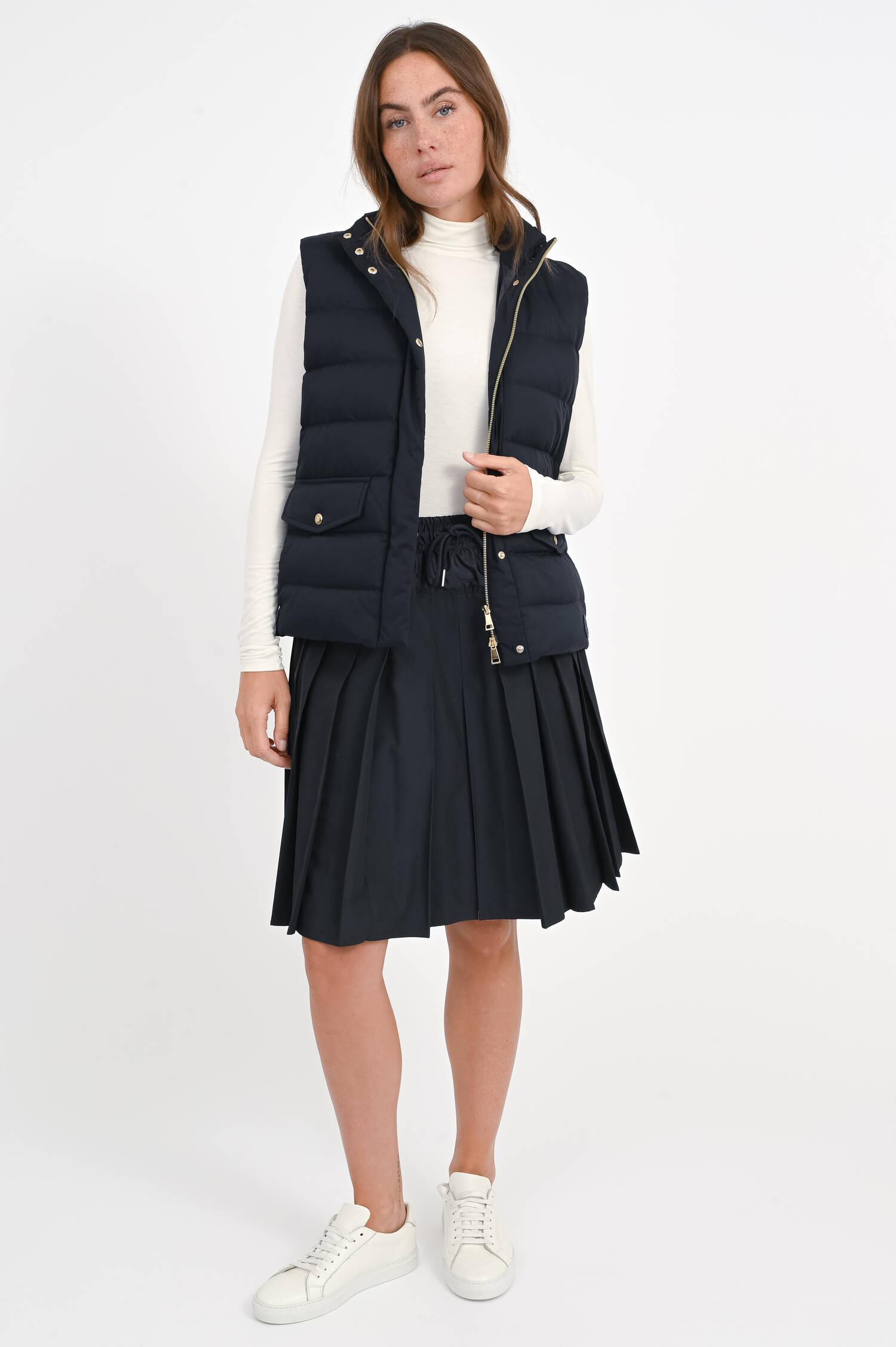 Daunenweste BESSET in Marine