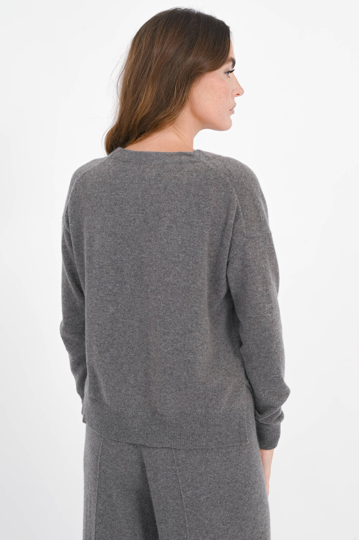 Cashmere-Strickweste in Otter Grey Cashmere-Strickweste in Otter Grey