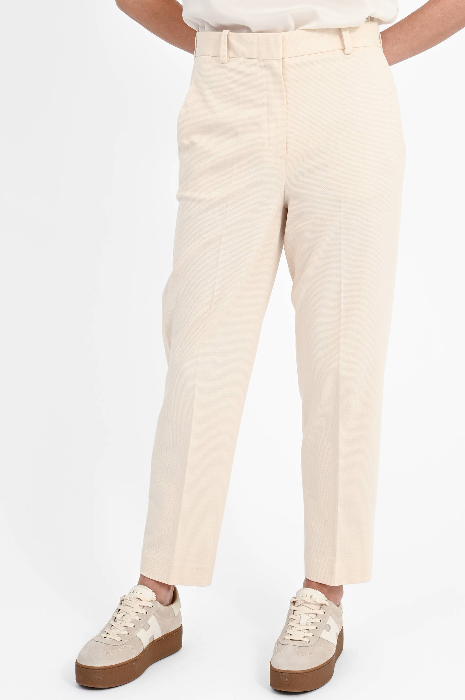 Hose mit schmalem Bein in Sugar