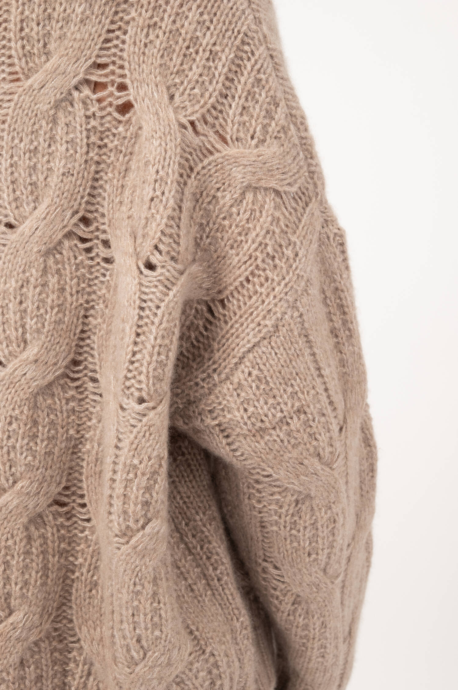 Zopfstrick-Rollkragen-Pullover in Braun Zopfstrick-Rollkragen-Pullover in Braun