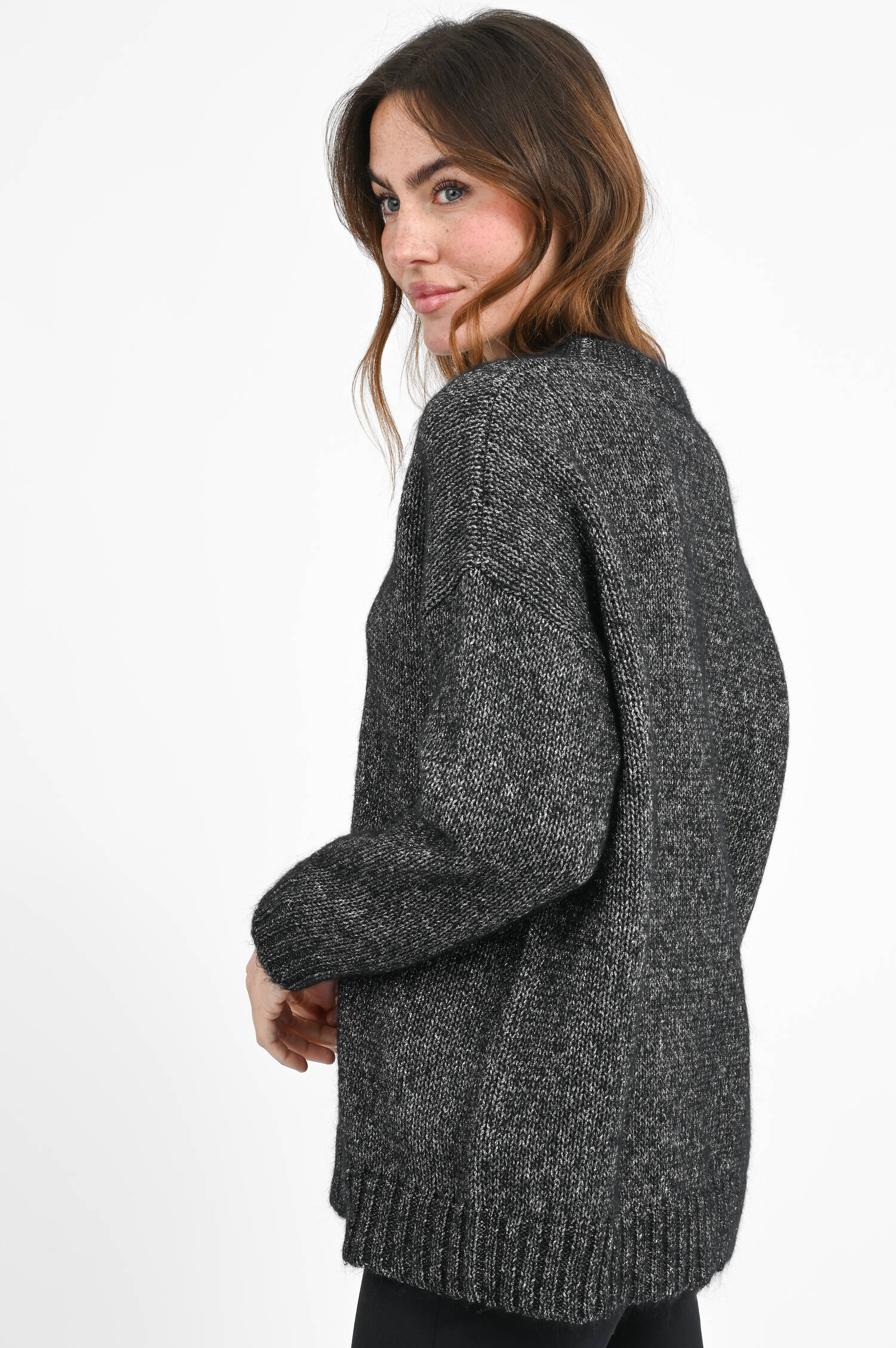 Strickpullover mit Lurexgarn in Black Strickpullover mit Lurexgarn in Black