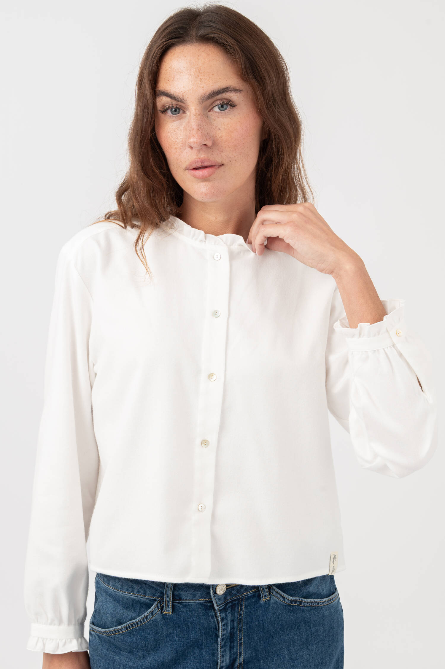 Wellensaum Bluse aus Baumwollflanell in Weiß Wellensaum Bluse aus Baumwollflanell in Weiß