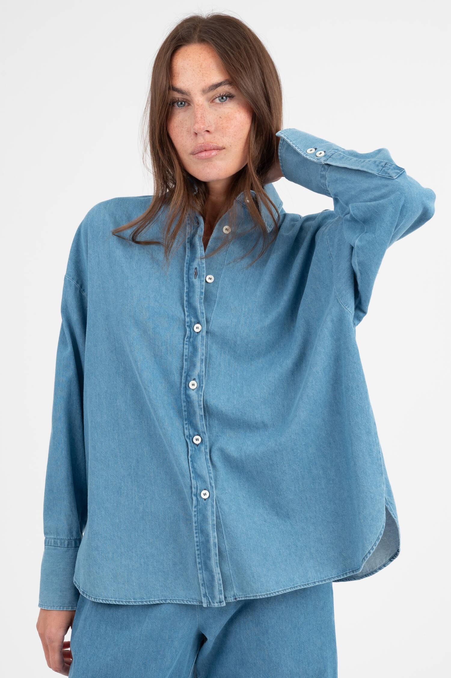 Denimbluse in Mittelblau Denimbluse in Mittelblau