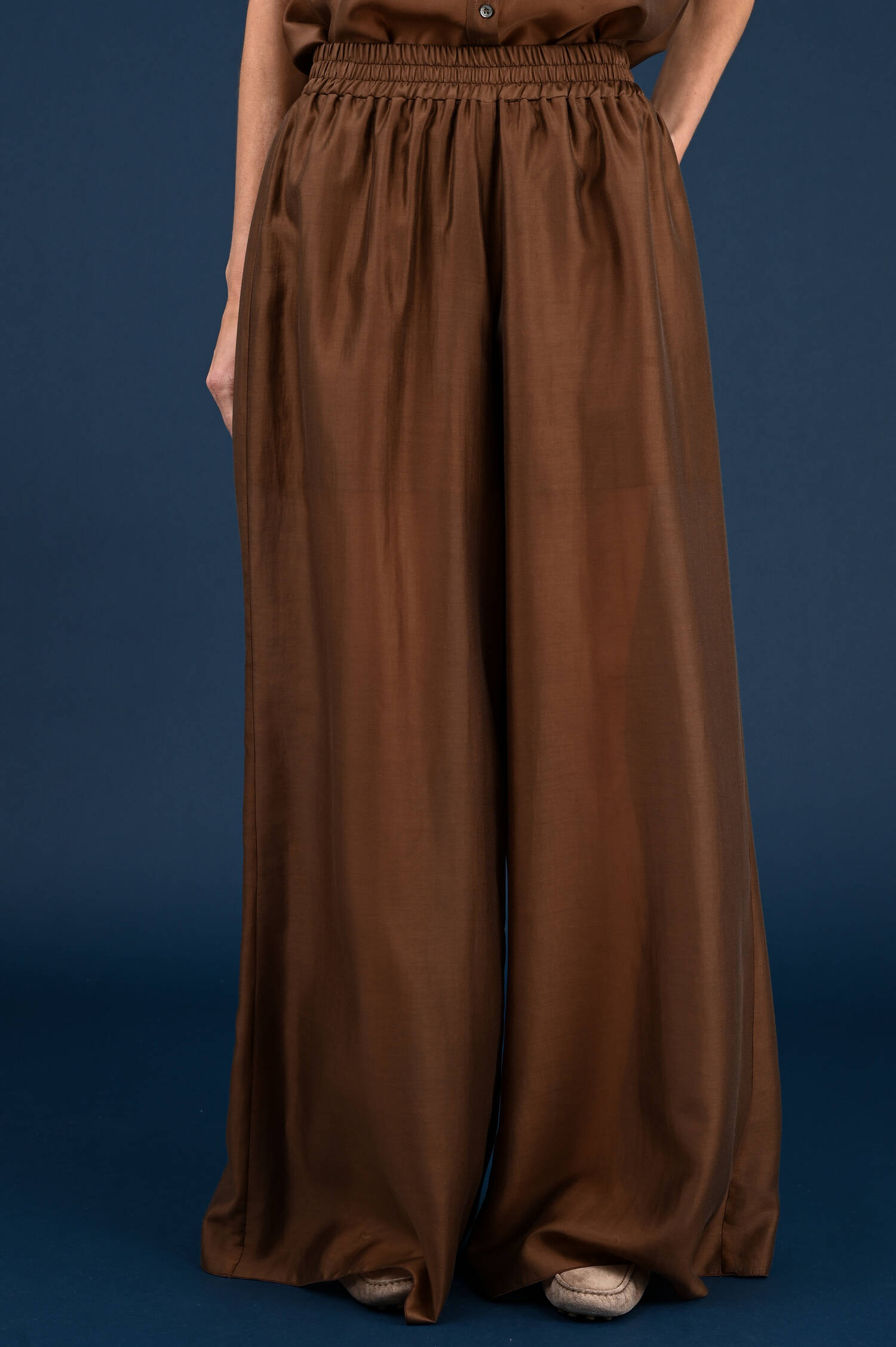 Wide-Leg Hose in Choko