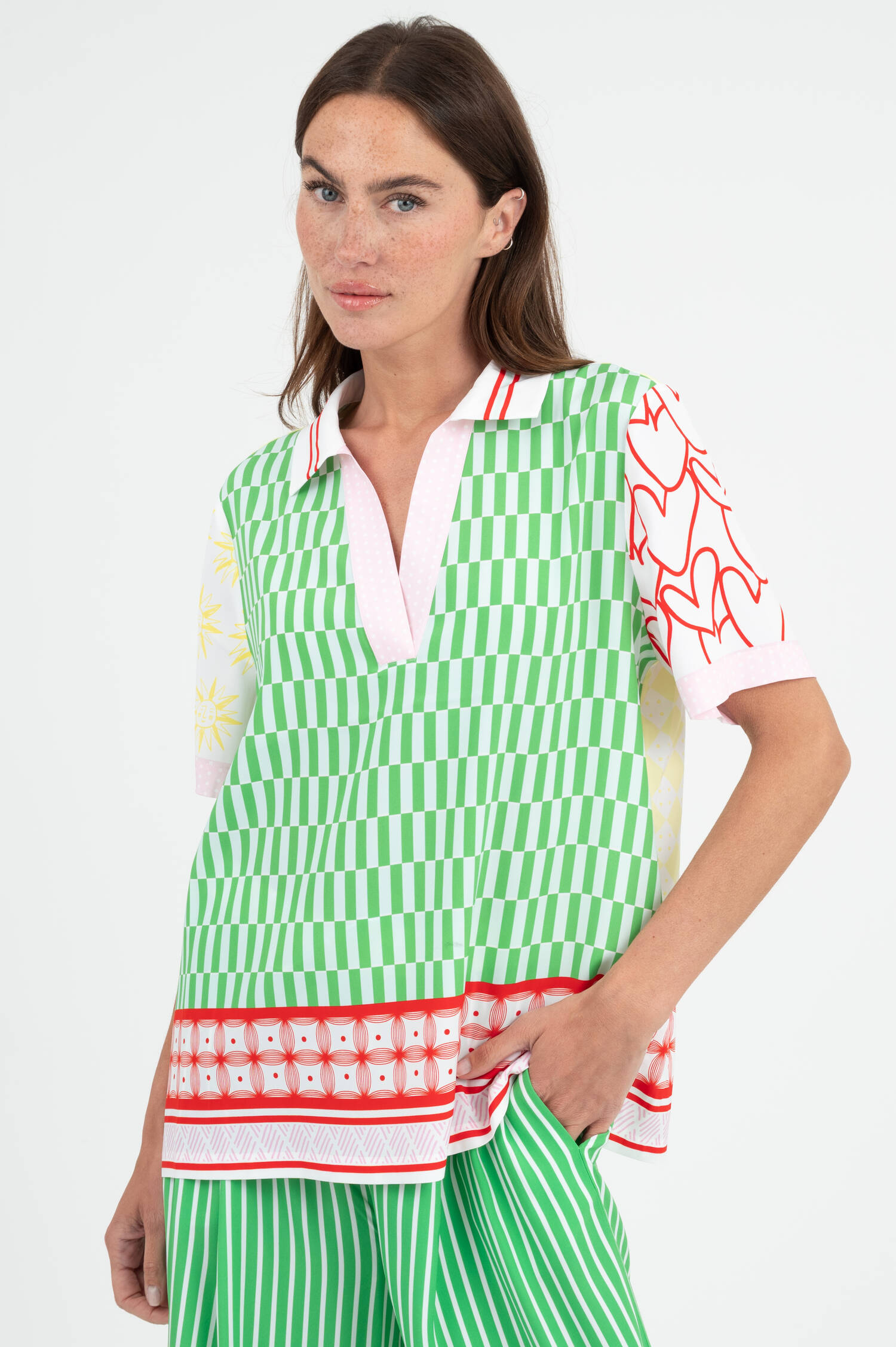 Blusenshirt mit Allover Print in Multicolor
