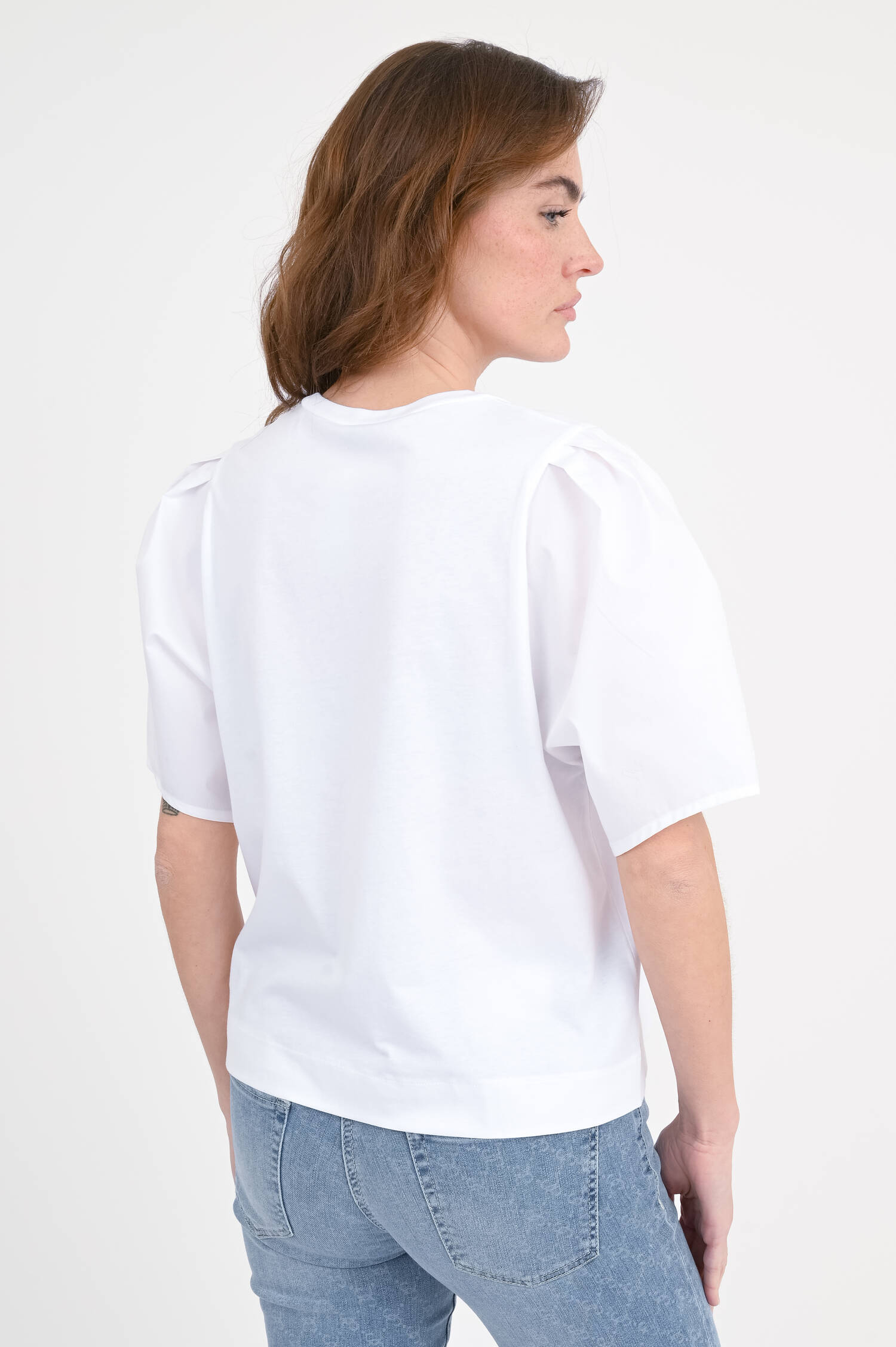 Oversize T-Shirt mit Kontrastmaterial in Weiß