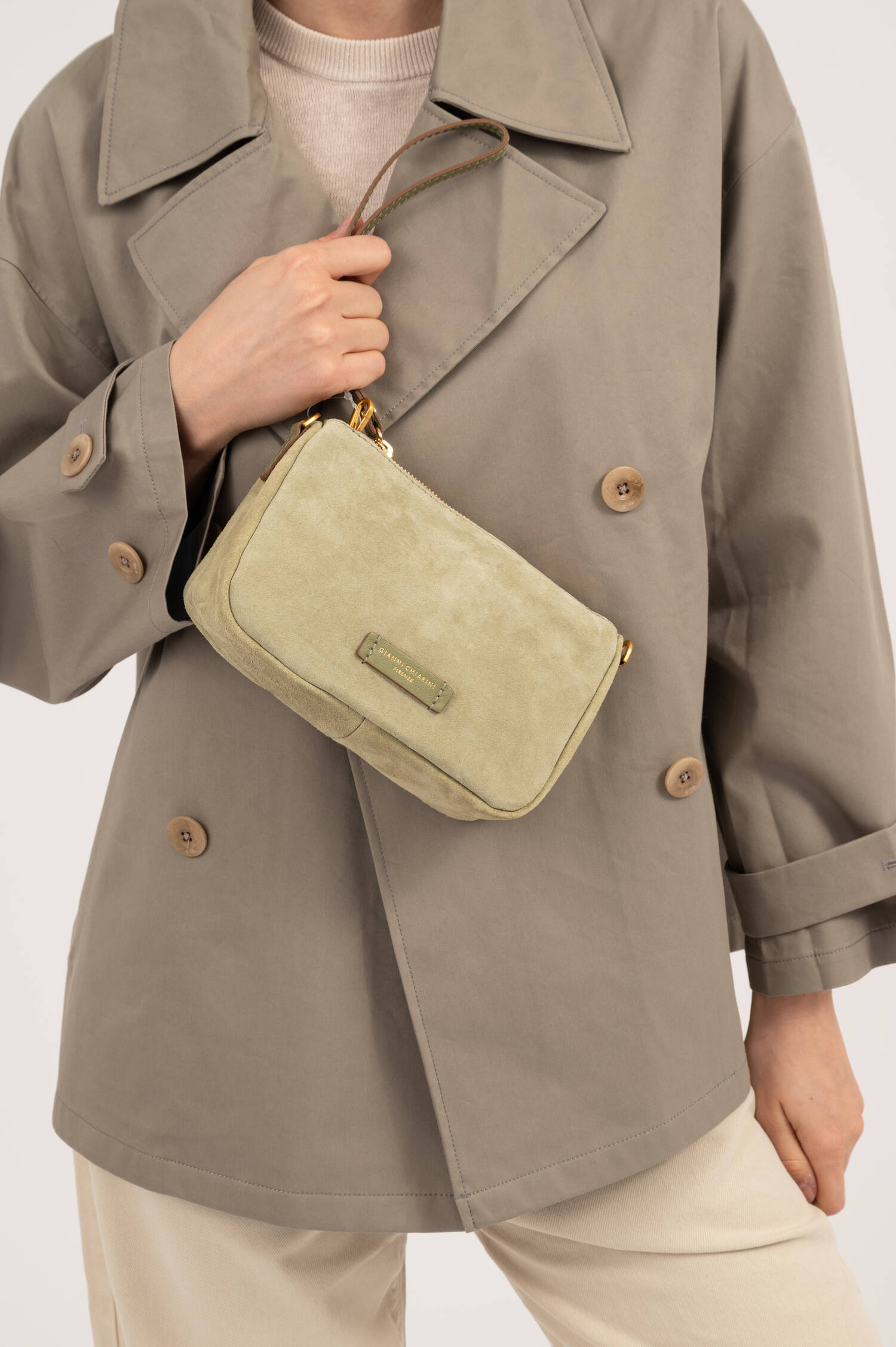 Velourleder-Pouch NORA in Hellgrün