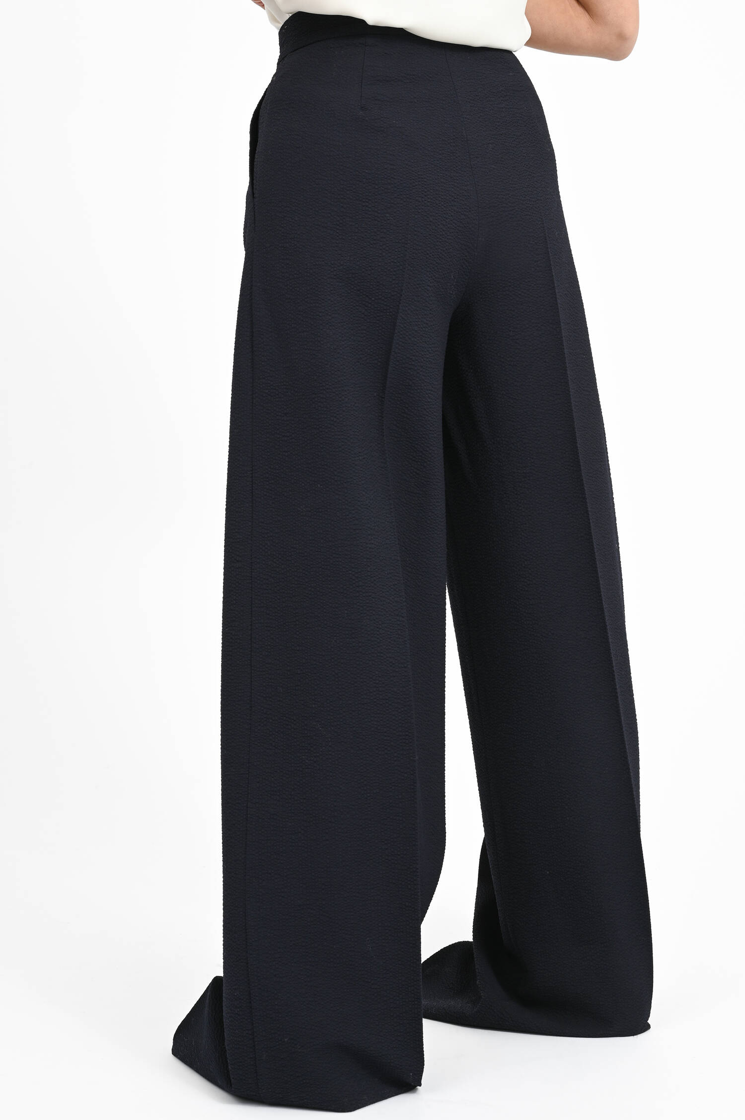Wide-Leg-Pants mit Krepp-Optik in Ultramarine Wide-Leg-Pants mit Krepp-Optik in Ultramarine