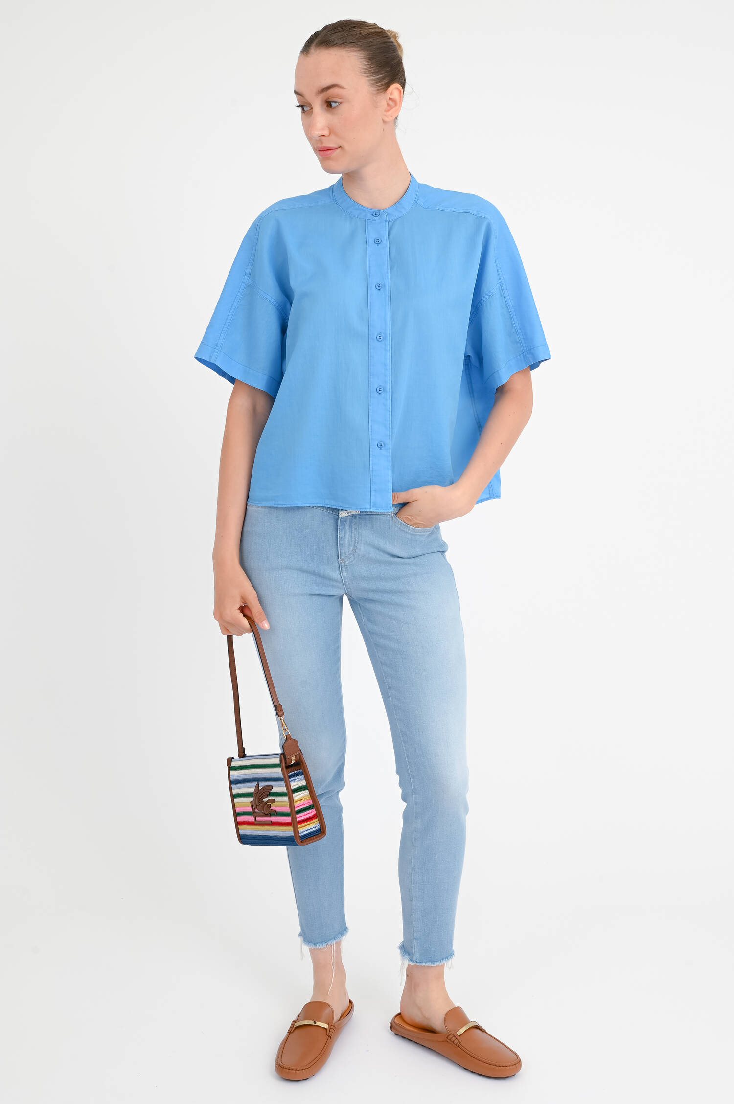 Kurzarm-Bluse in Cornflower Blue