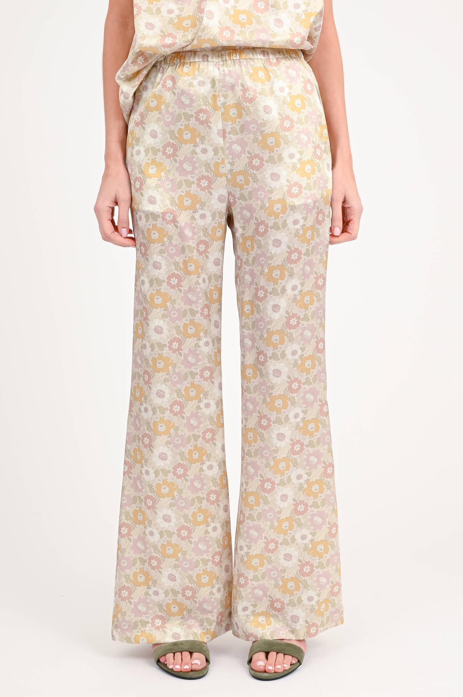 Seidenhose KABEA mit Blumenmuster in Beige/Multi