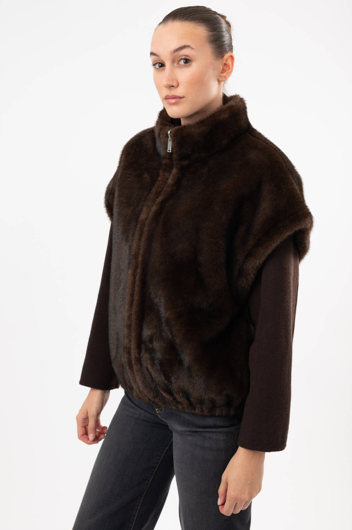 Faux-Fur-Gilet in Braun