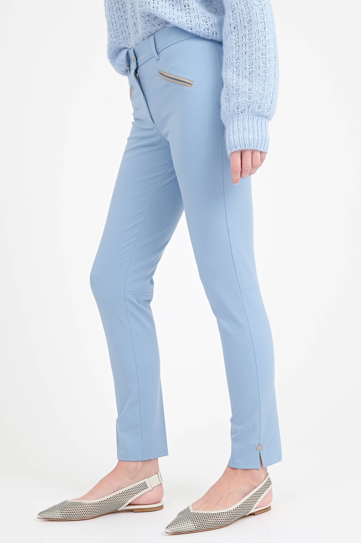  Chino ROYAL mit Lederdetails in Sky