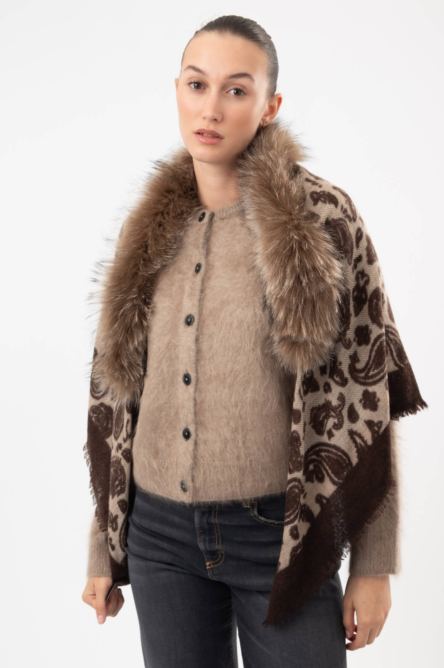 Cashmere - Mix Tuch JIMELLA mit Fell in Braun Cashmere - Mix Tuch JIMELLA mit Fell in Braun