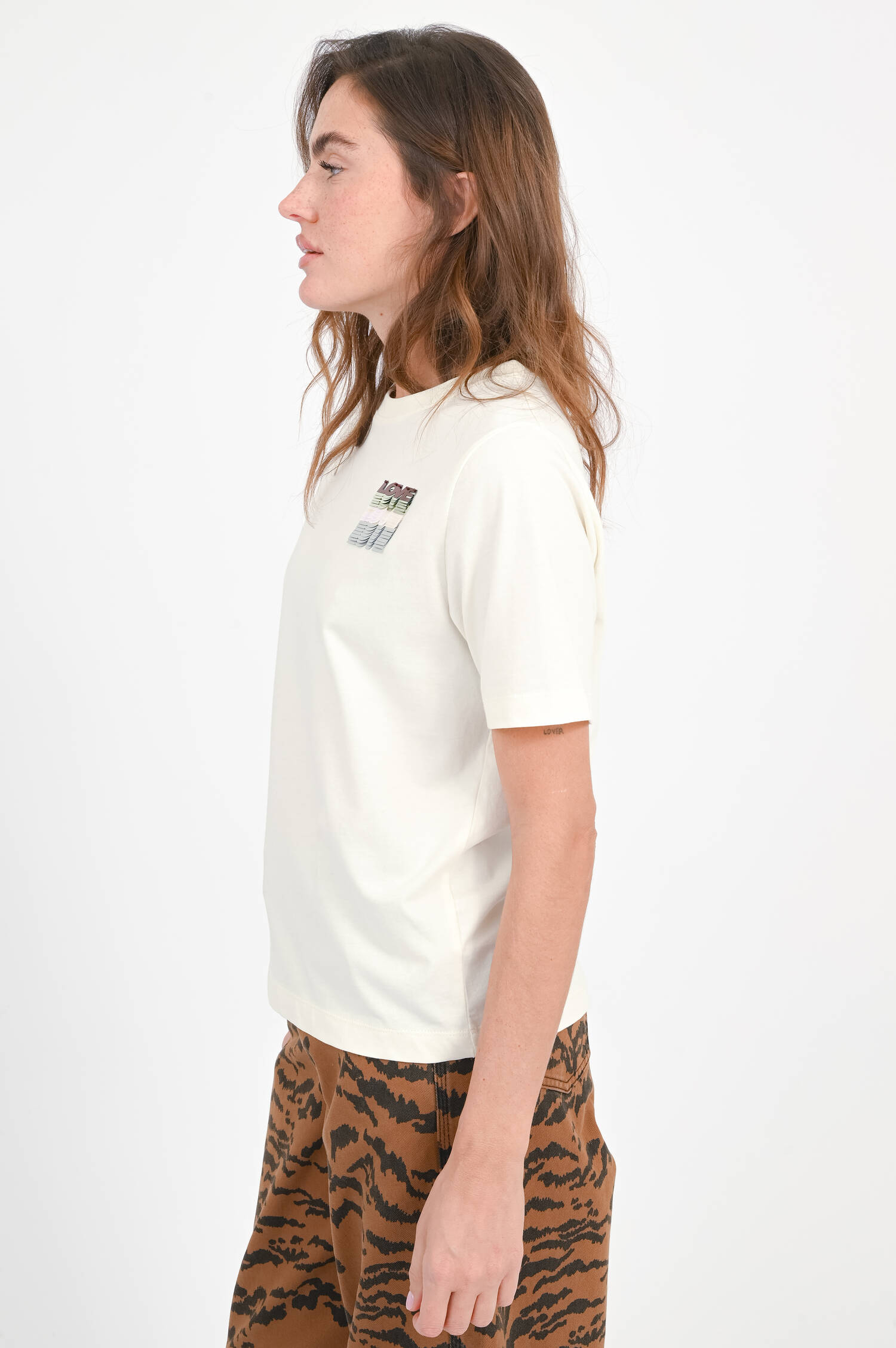 T-Shirt IMASTER mit Love-Schriftzug in Off White