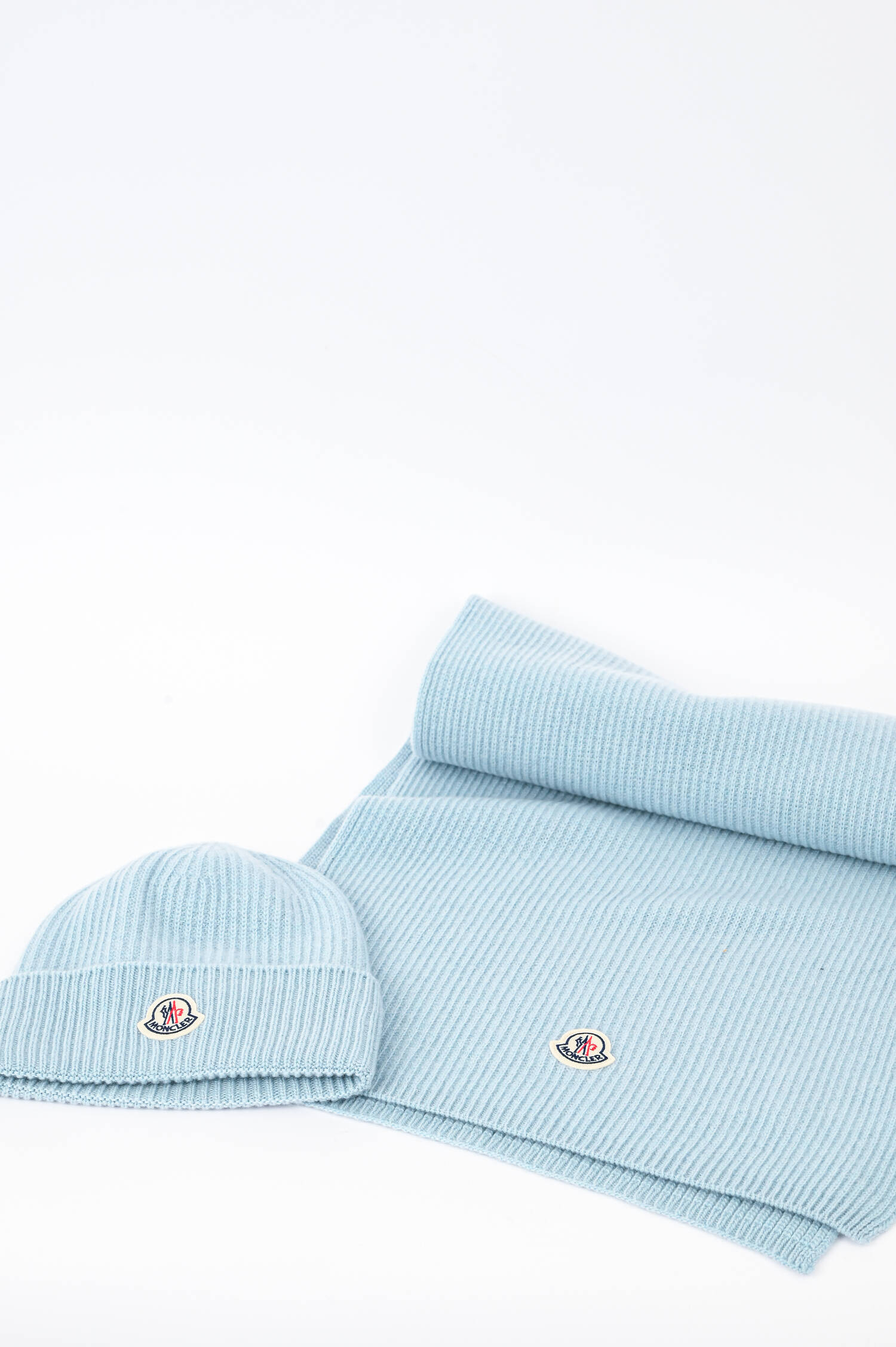 Schal mit Logo-Patch in Hellblau