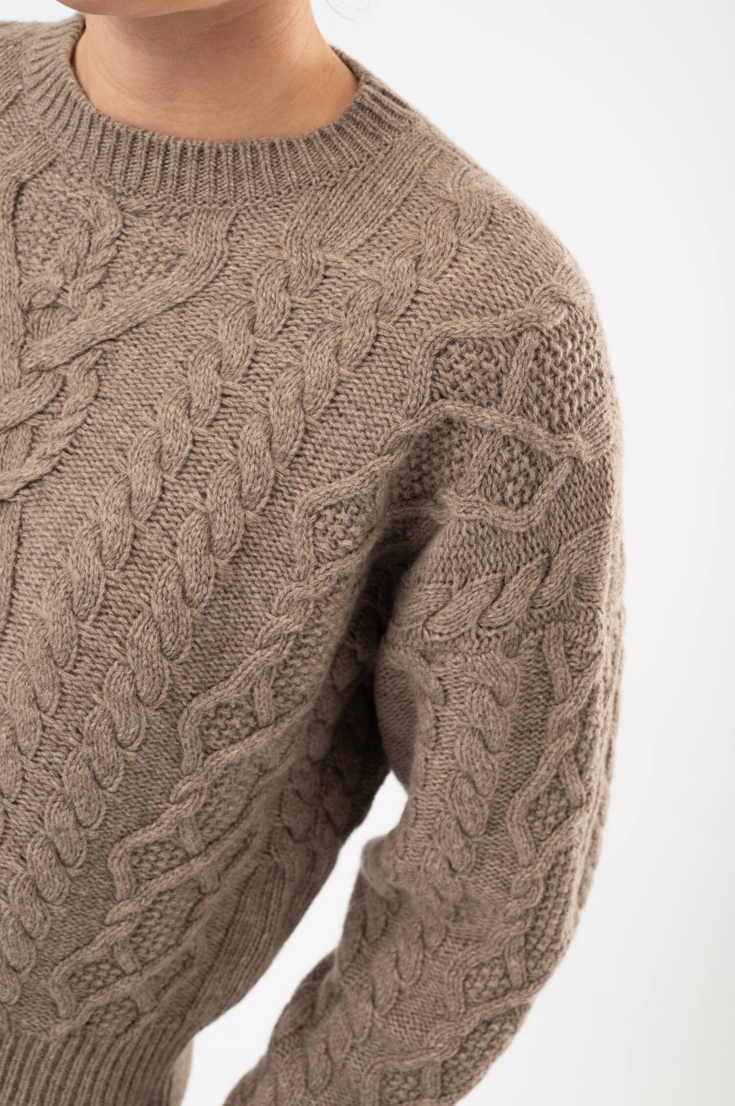 Zopfstrick Pullover in Braun 