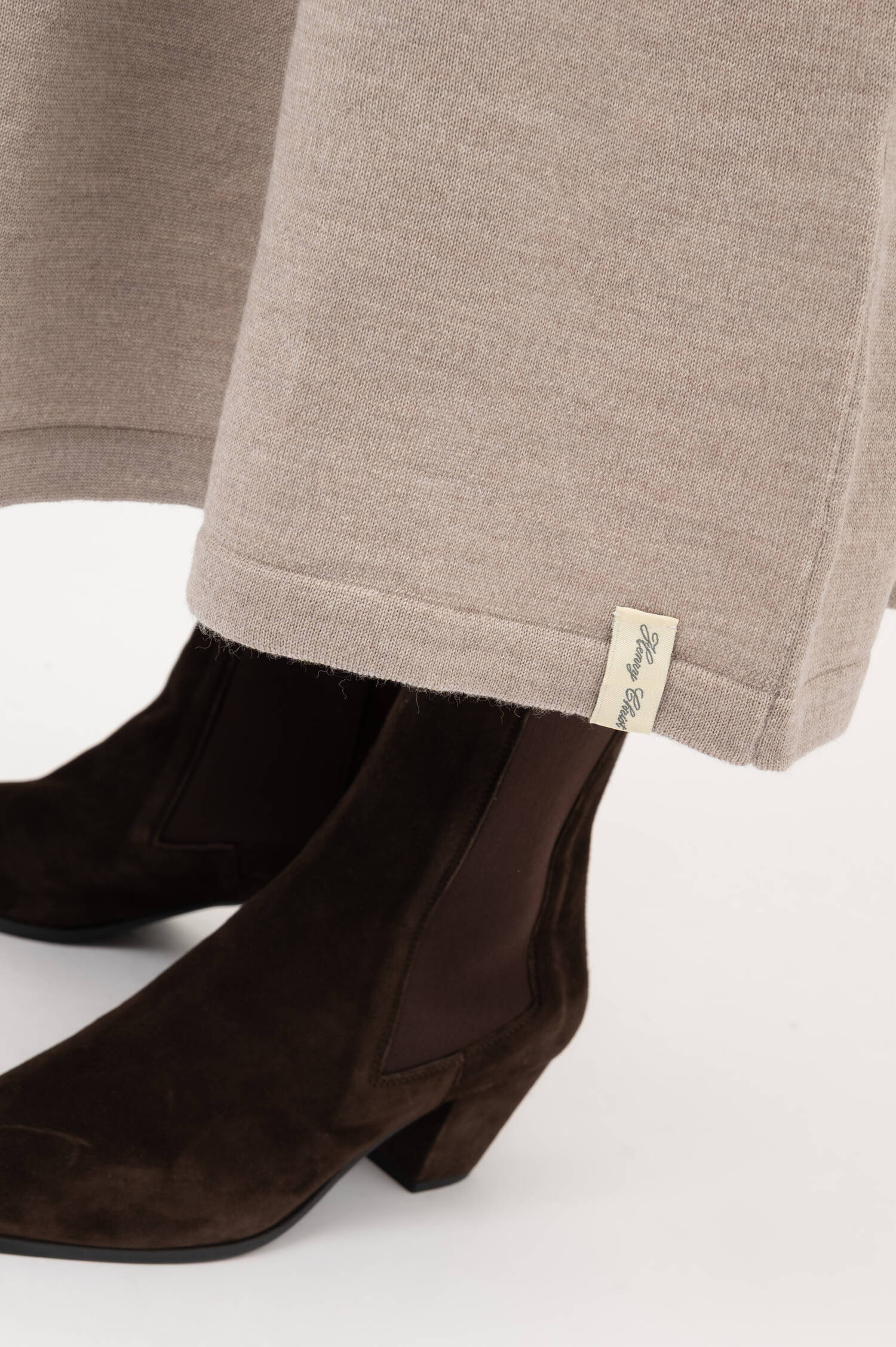 Midi-Rock aus Merinowolle in Beige