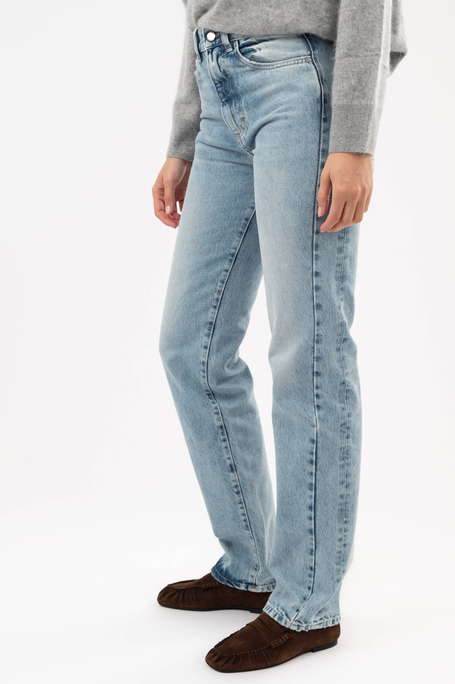 Straight-Relaxed-Jeans FOXY in Hellblau