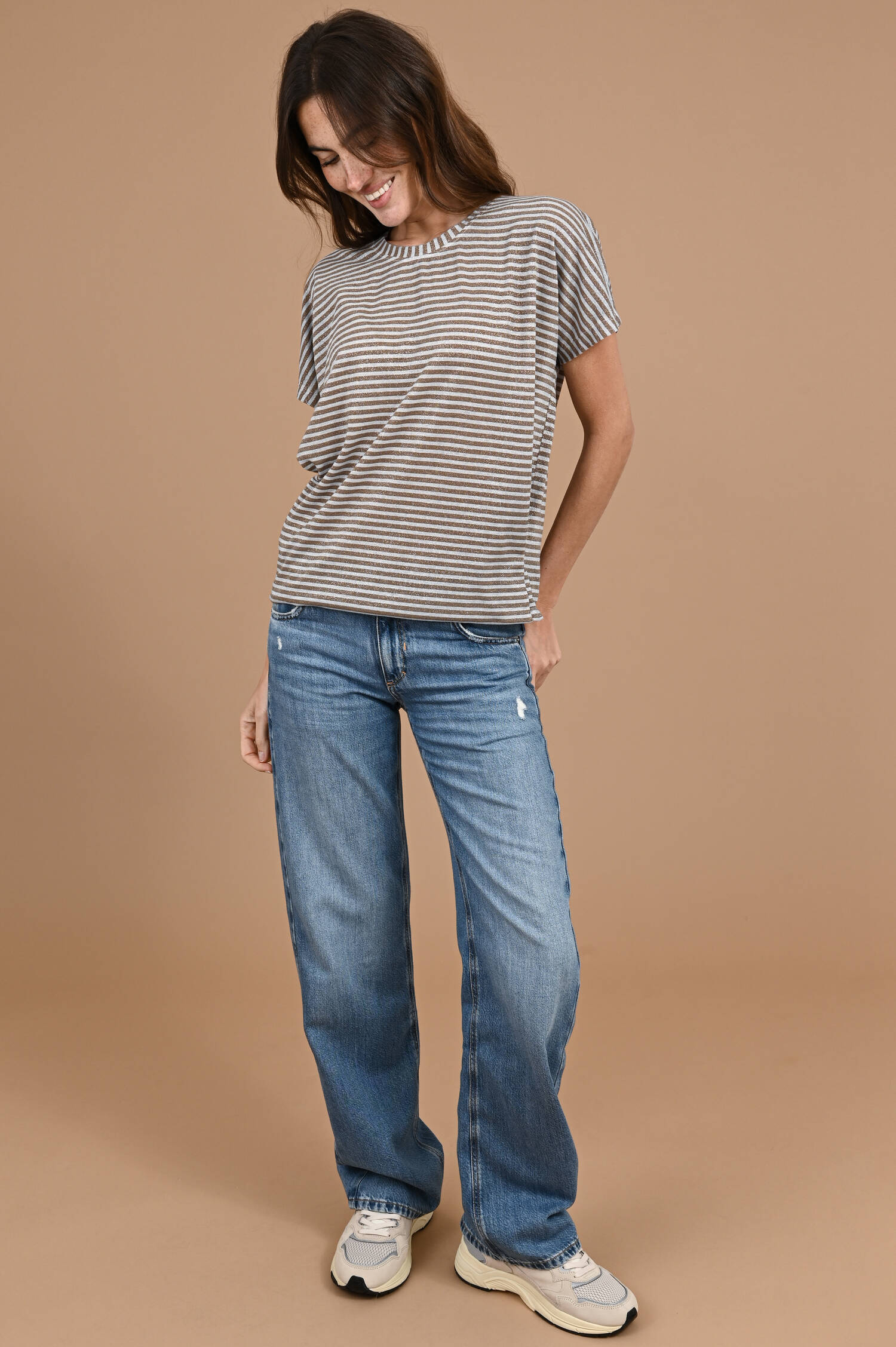 T-Shirt PAMAYU in Braun/Grau gestreift T-Shirt PAMAYU in Braun/Grau gestreift