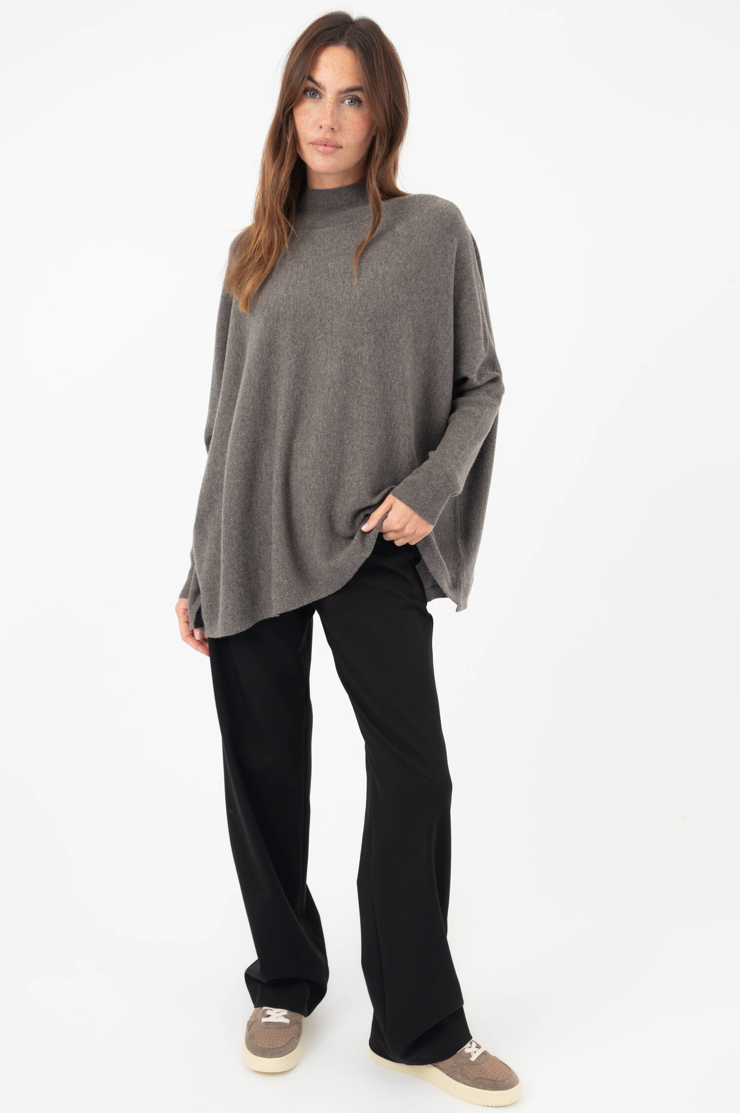 High-Waist-Hose THE SUPER B in Schwarz High-Waist-Hose THE SUPER B in Schwarz