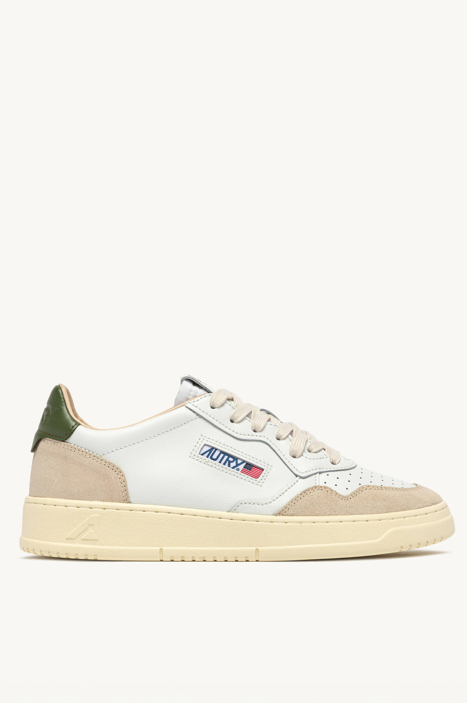 Sneaker MEDALIST LOW in Weiß/Beige