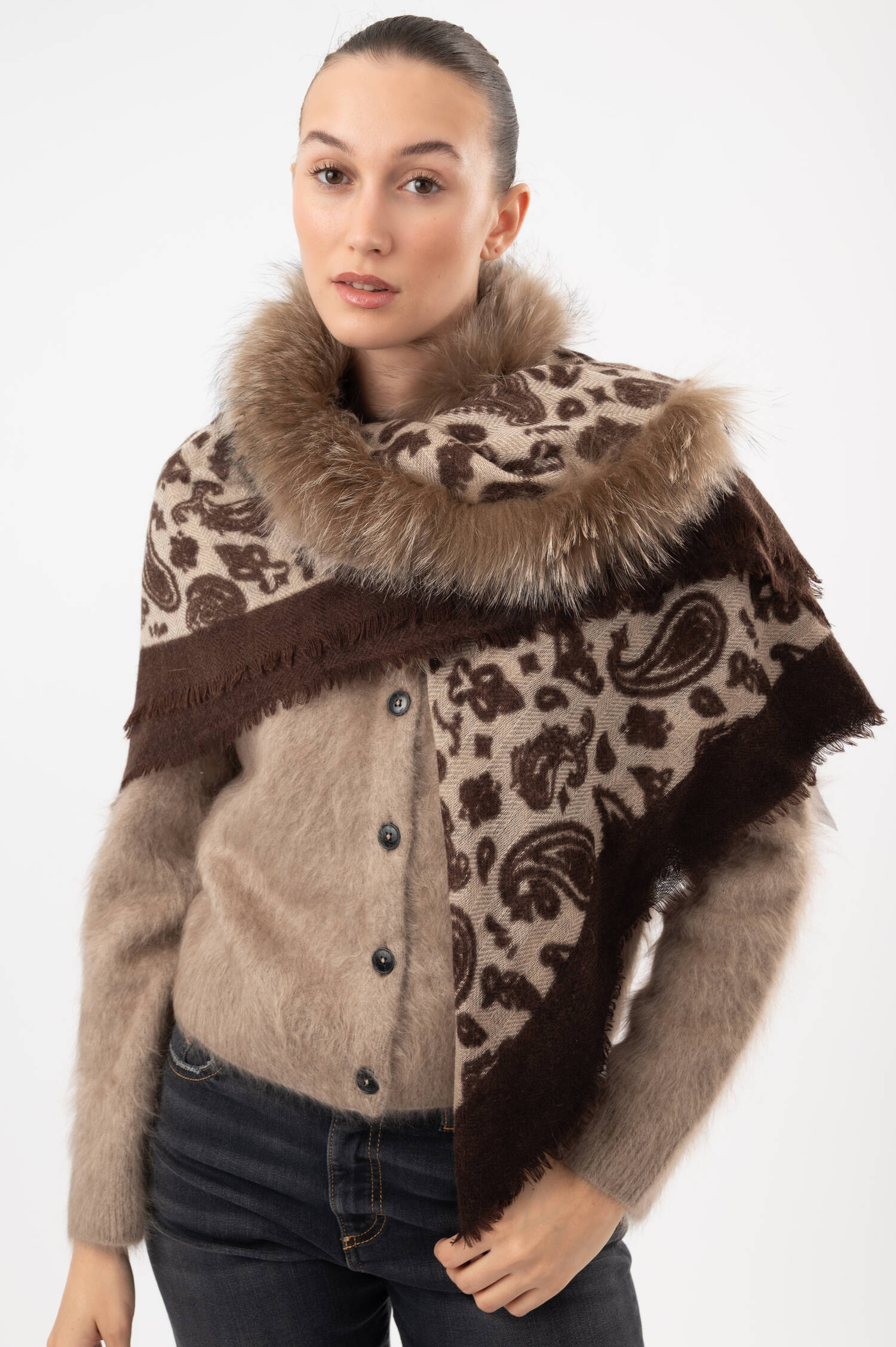 Cashmere - Mix Tuch JIMELLA mit Fell in Braun Cashmere - Mix Tuch JIMELLA mit Fell in Braun
