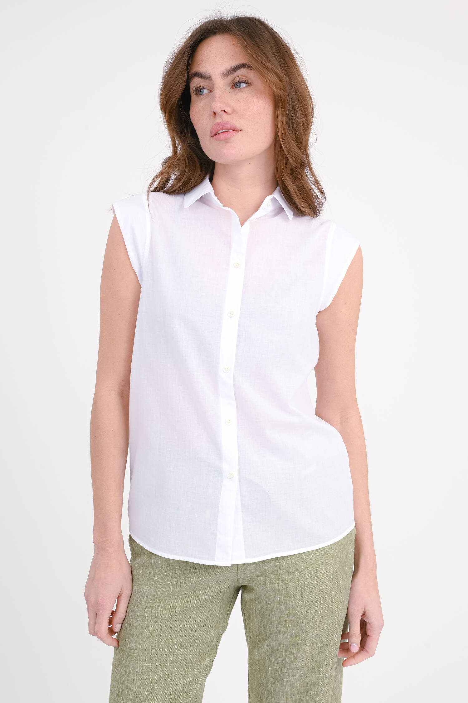 Baumwollbluse mit überschnittener Schulter in Weiß