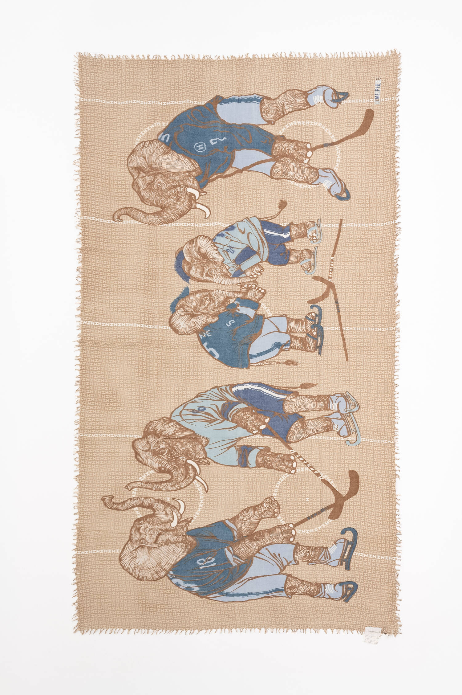 Cashmere-Mix-Schal mit Print in Beige/Blau Cashmere-Mix-Schal mit Print in Beige/Blau
