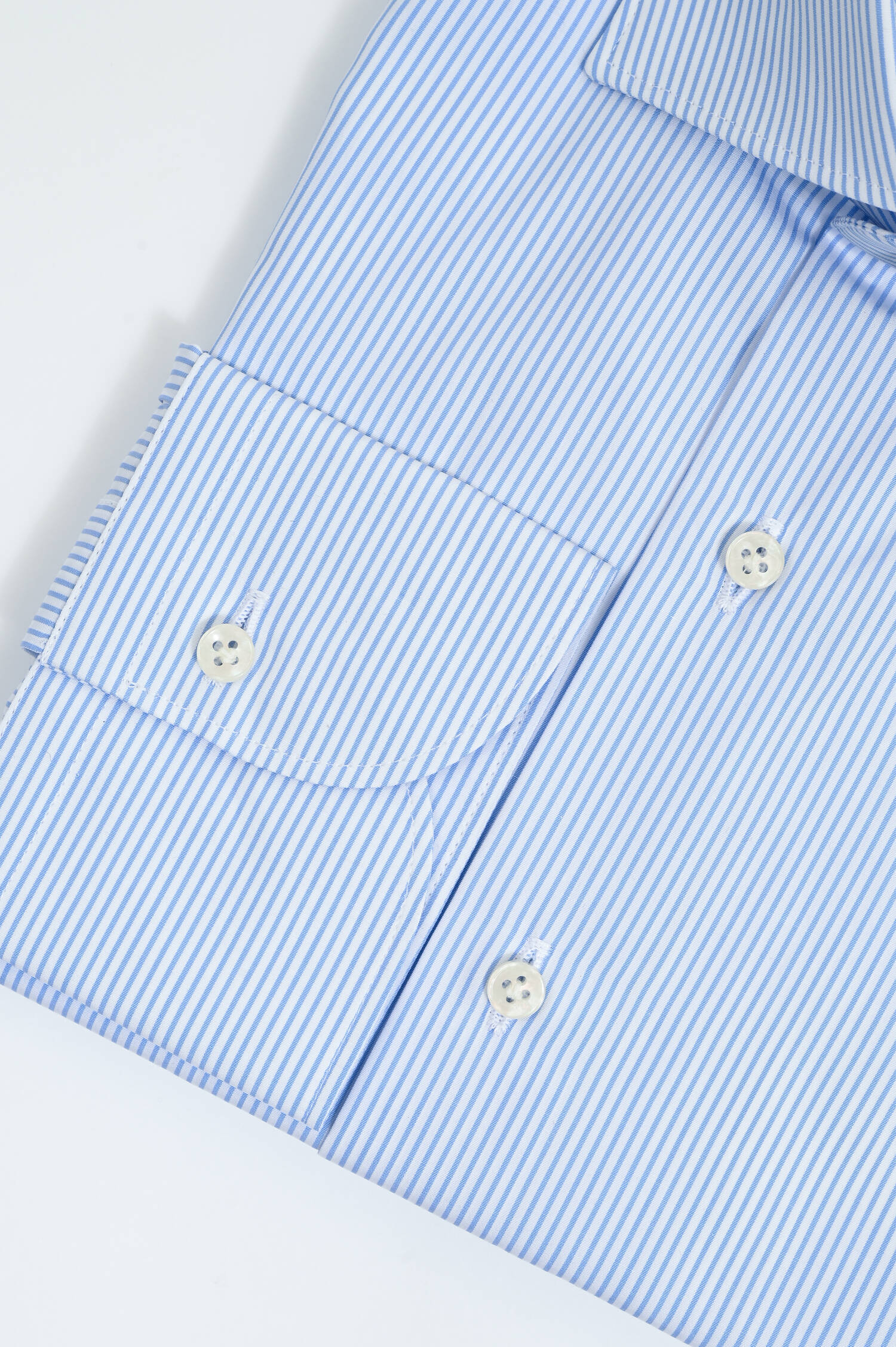 Twill-Hemd in Hellblau/Weiß gestreift Twill-Hemd in Hellblau/Weiß gestreift