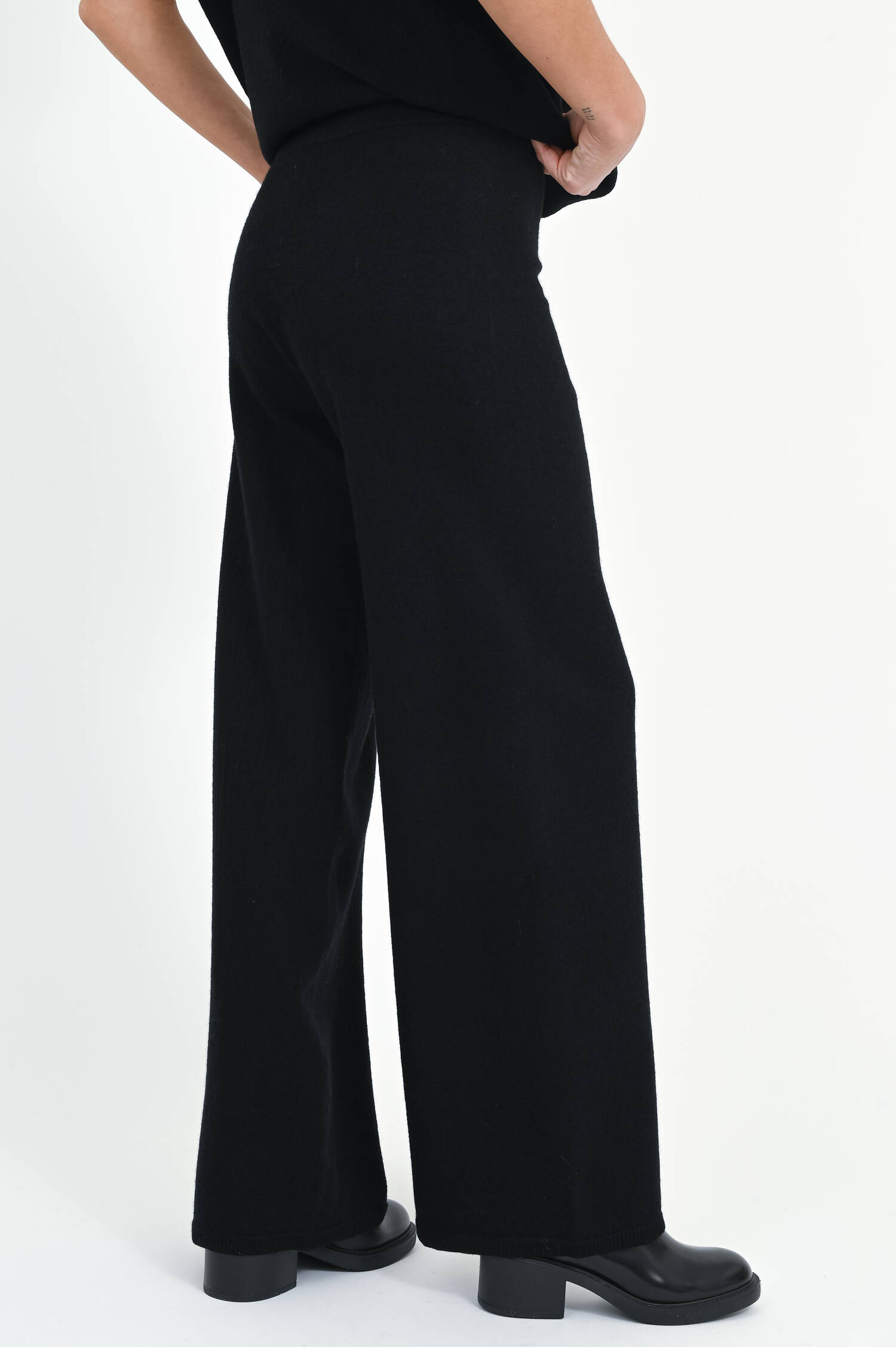 Wollhose mit elastischem Bund in Schwarz