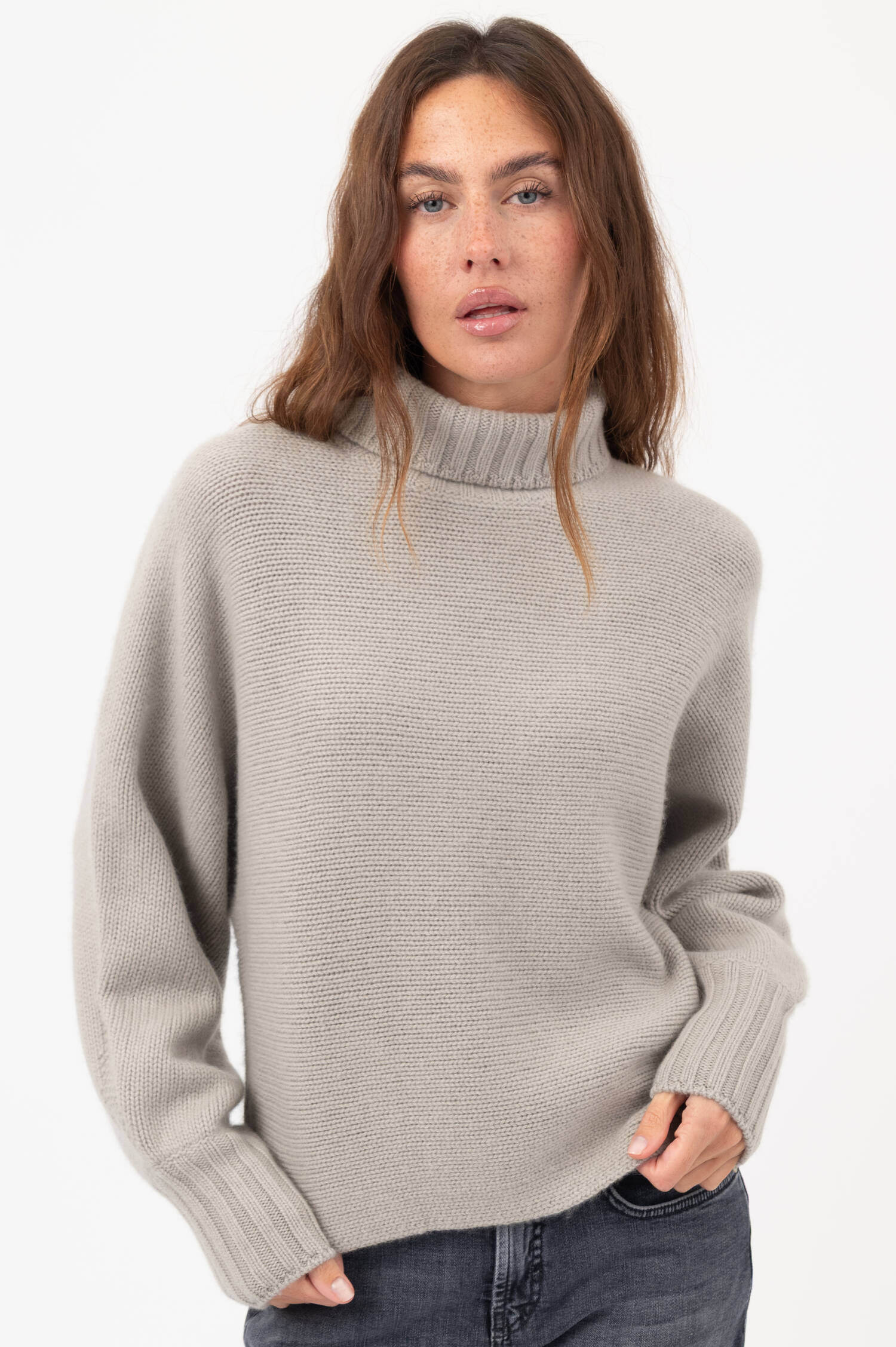 Rollkragen-Woll-Pullover MARINA in Beige Rollkragen-Woll-Pullover MARINA in Beige