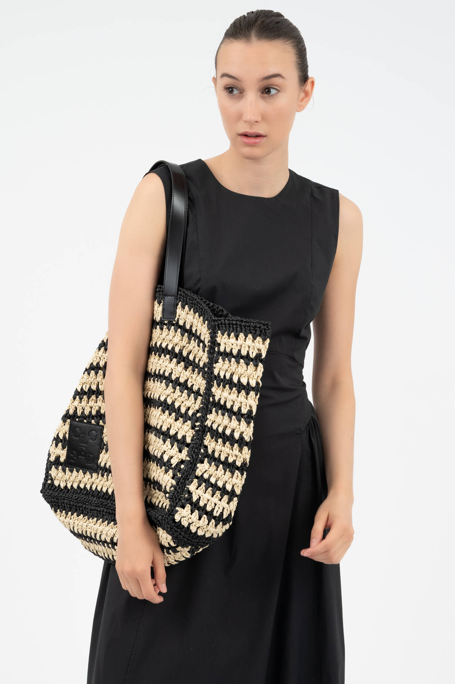 Paper-Straw Shopper in Schwarz/Beige Paper-Straw Shopper in Schwarz/Beige