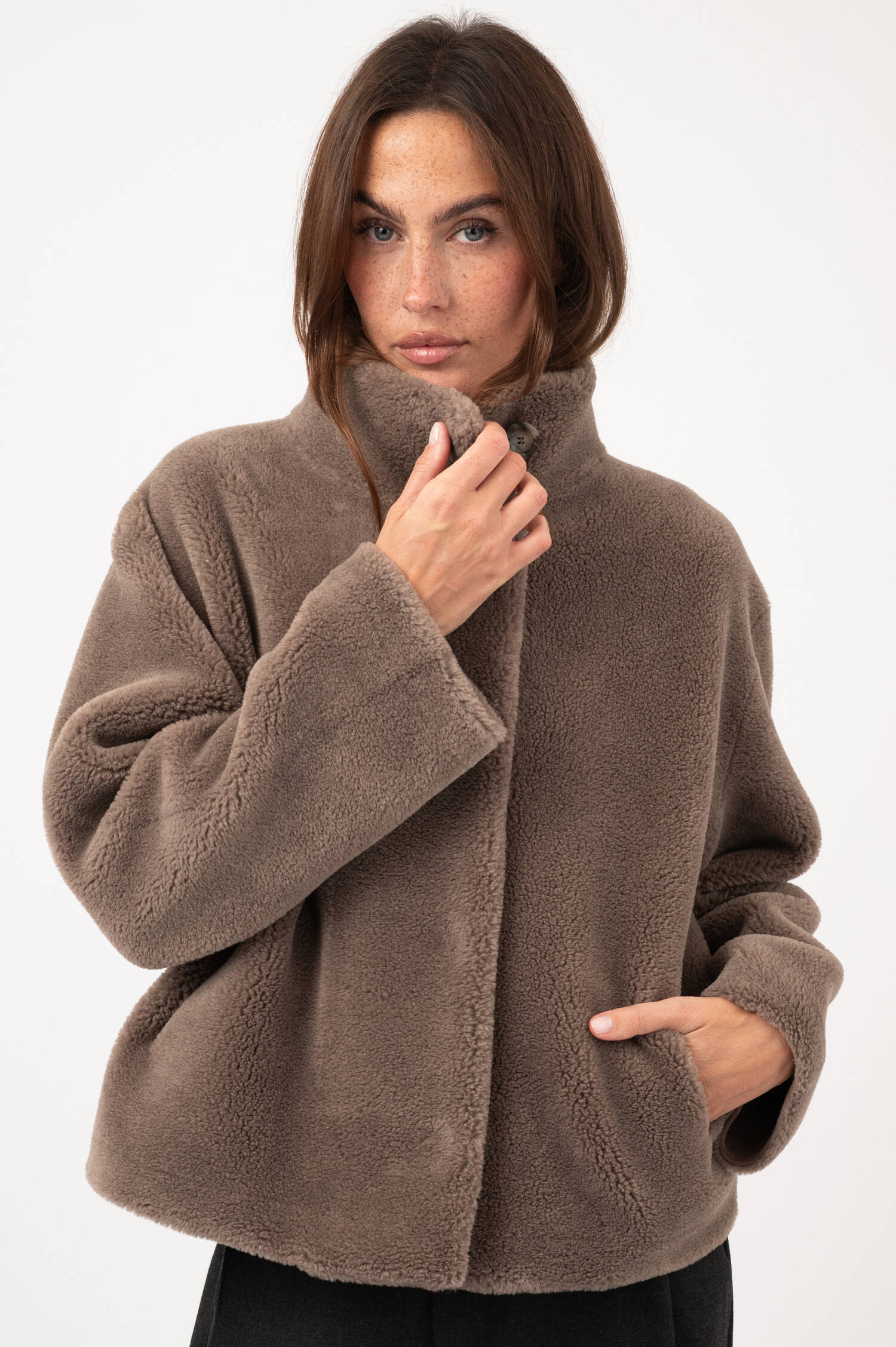 Wollmix-Teddy-Jacke in Taupe Wollmix-Teddy-Jacke in Taupe