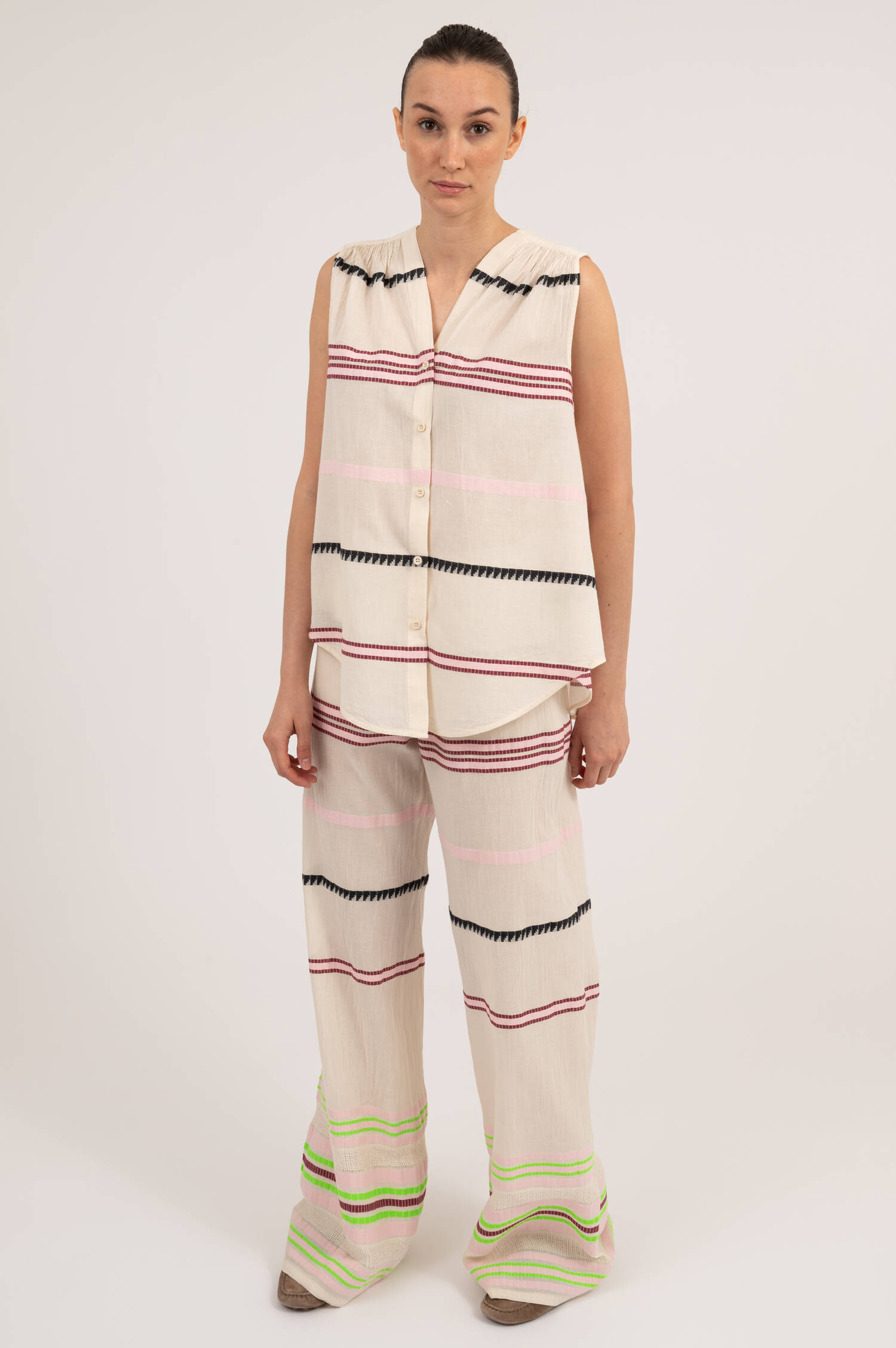 Blusentop NORESSA in Natur