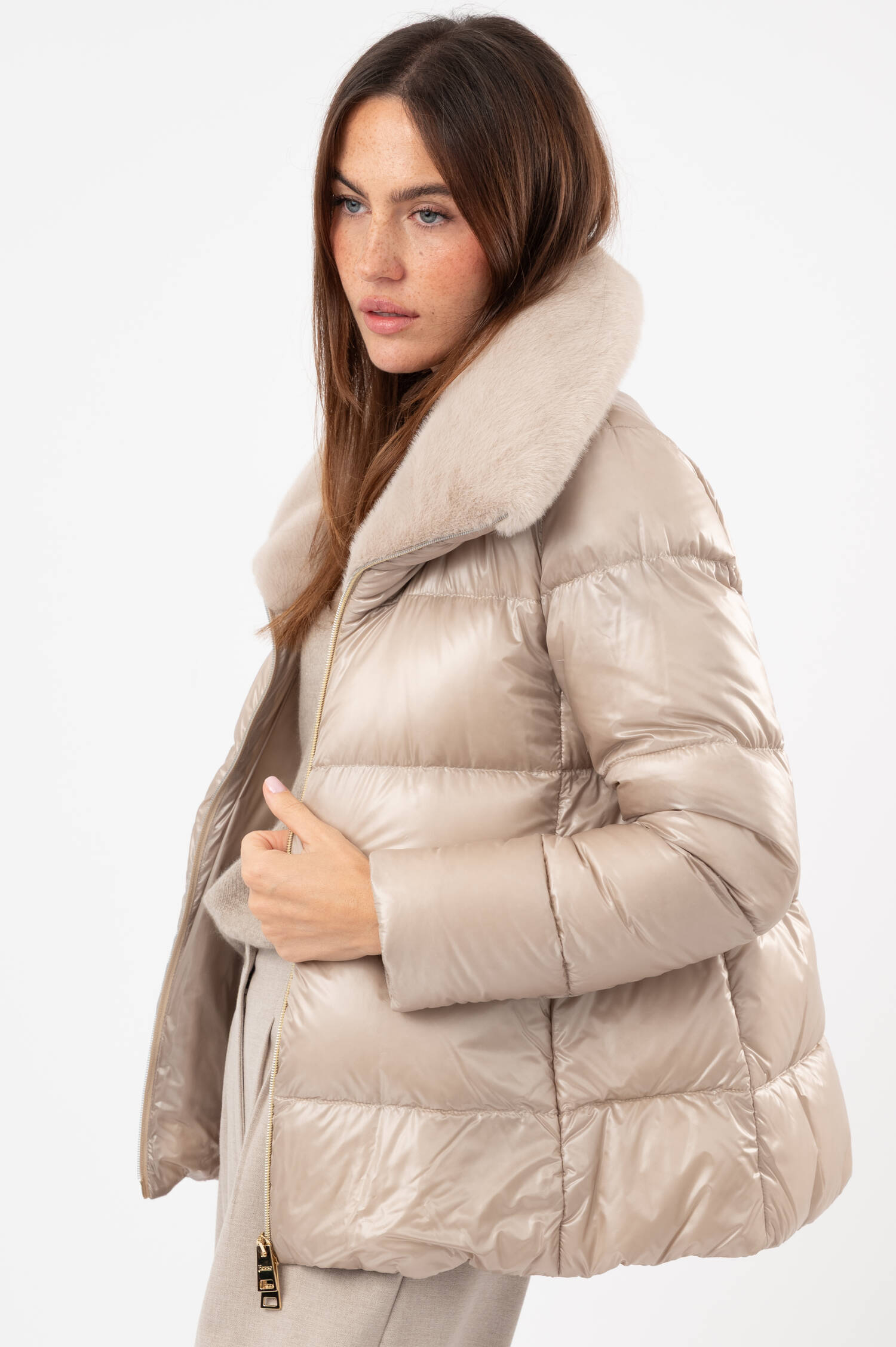 Daunenjacke in Beige Daunenjacke in Beige