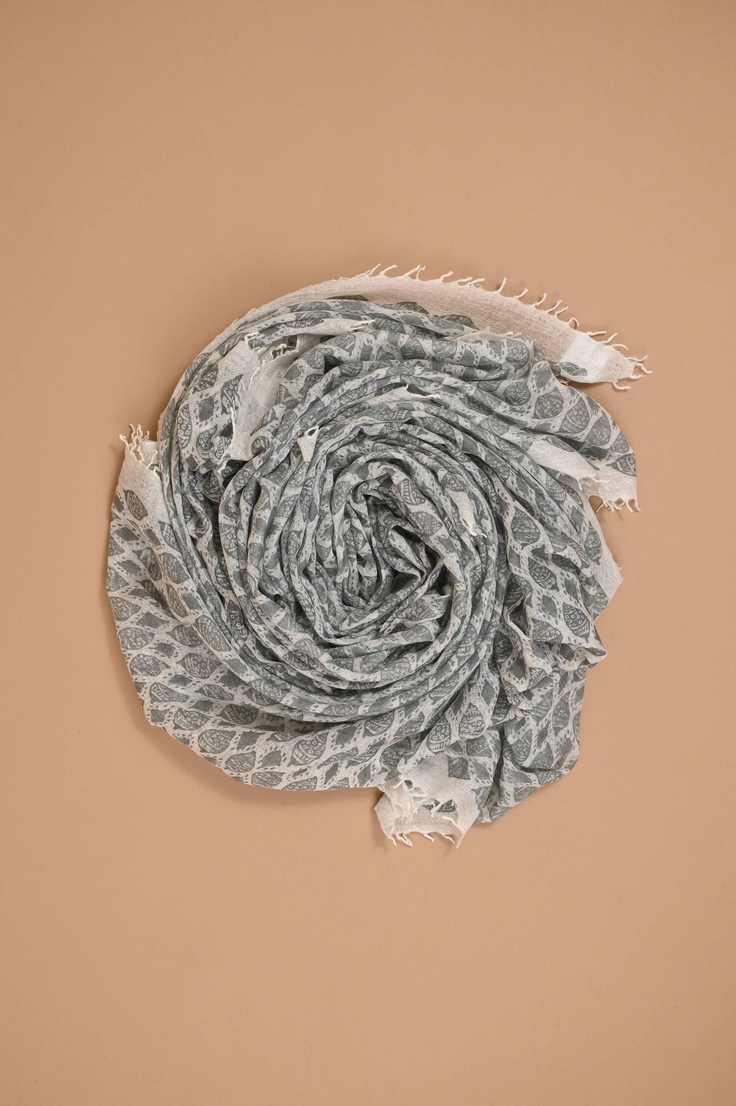 Cashmere Schal ORLAIS in Sage gemustert