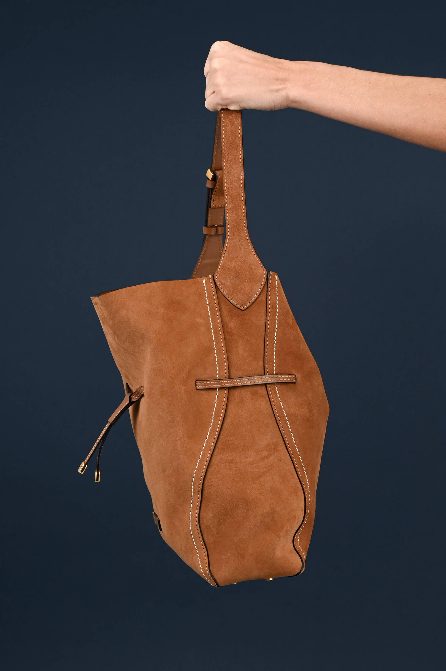 Veloursleder Tasche SIENNA in Caramel