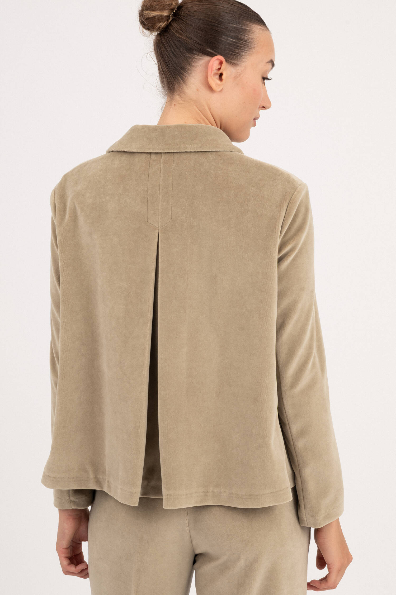 Samtjacke in Beige